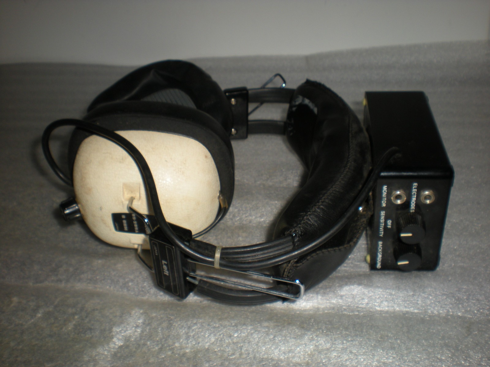 Rare J & J Enterprises ELECTROENCEPHALOPHONE Claricon EEP-4A Headphones 85-285A