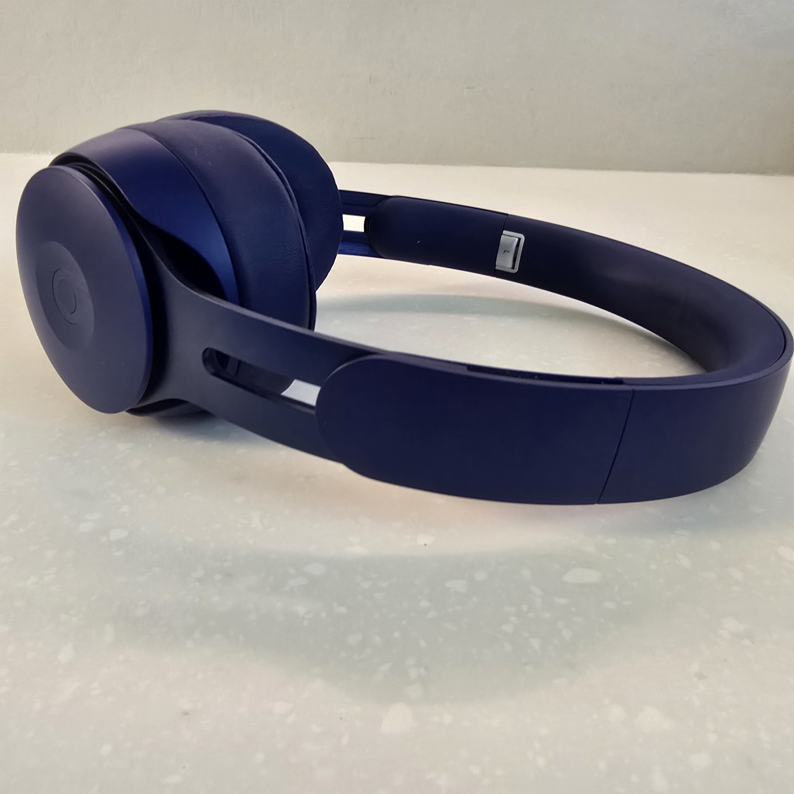 Beats Studio Pro Wireless Noise Cancelling Headphones – Dark Blue / Navy A1881