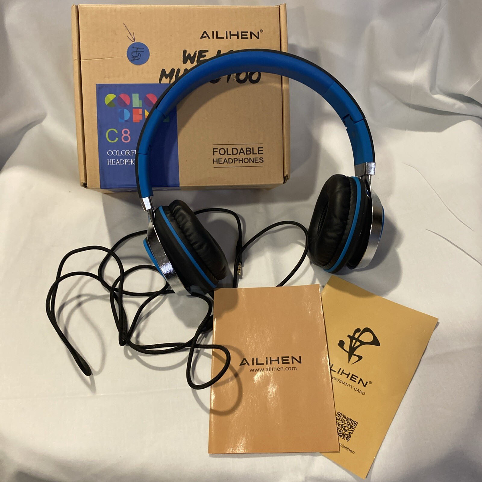 AILIHEN C8 Wired Headphones with Microphone Volume Control Folding Lightweight