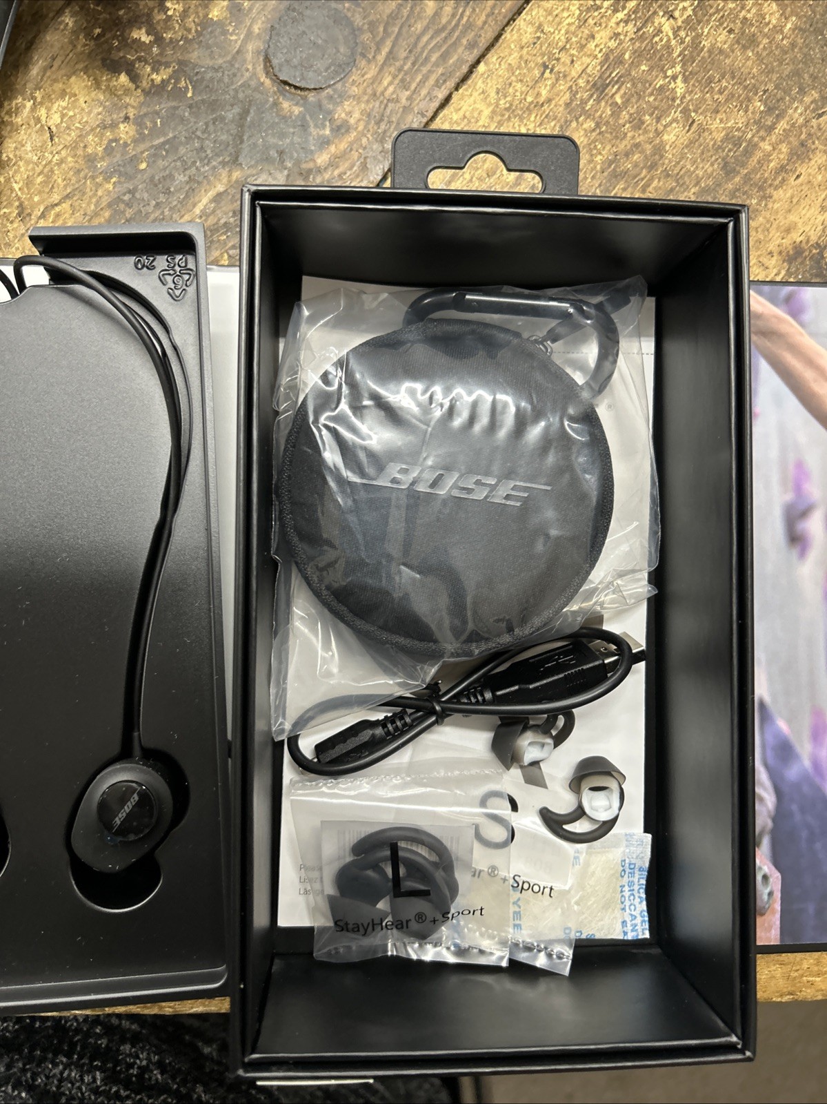 Bose SoundSport Wireless Sweatproof Earbuds Earphones Neckband Headphones Black
