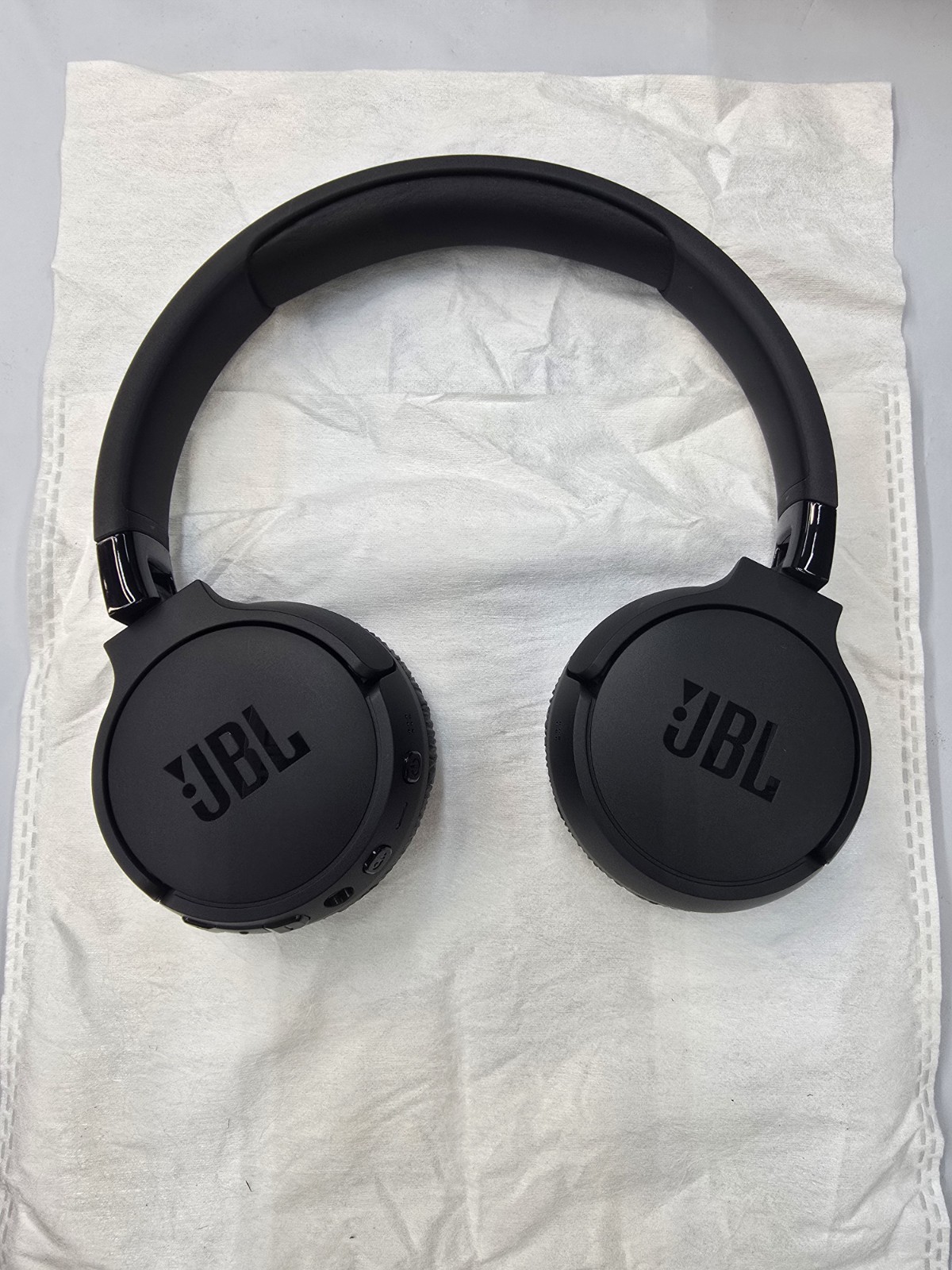 JBL Tune 670NC Bluetooth Headphones Adaptive Noise Cancelling Foldable Black