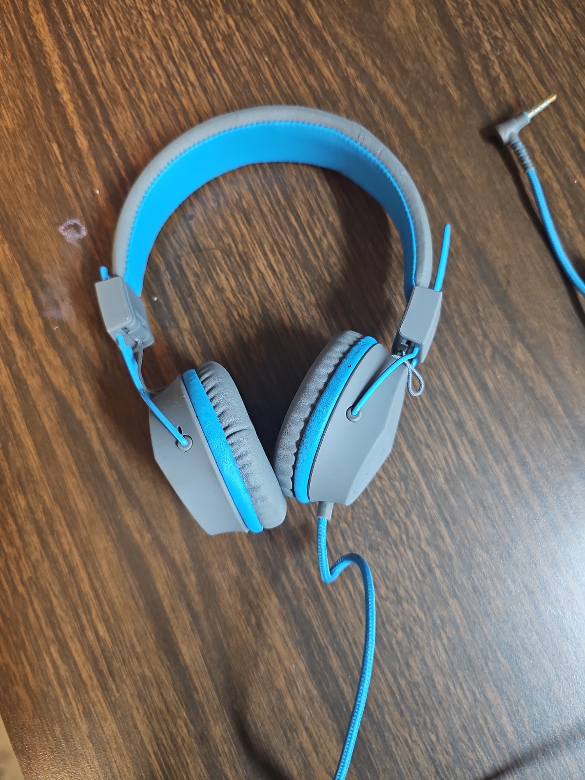 JLab JBuddies Studio Kids Headphones, Volume Safe Folding Grey Blue