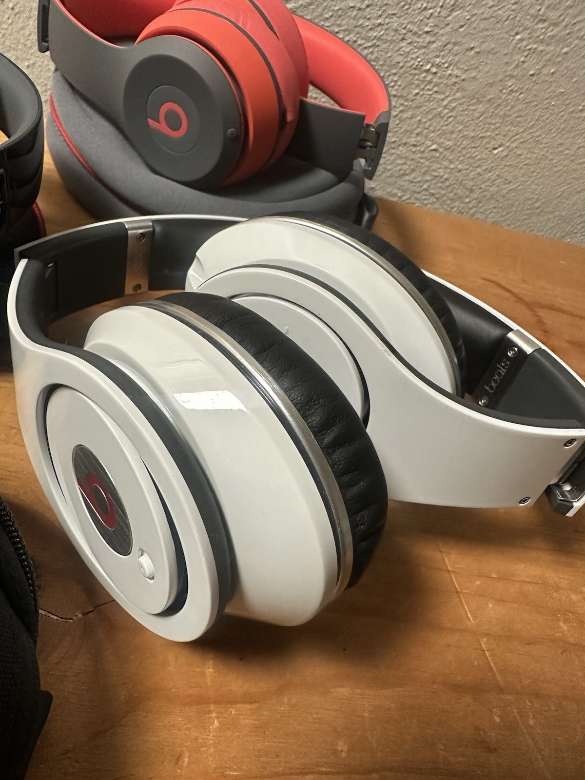 Lot Of 4 Beats Headphones Por Parts Or Not Working