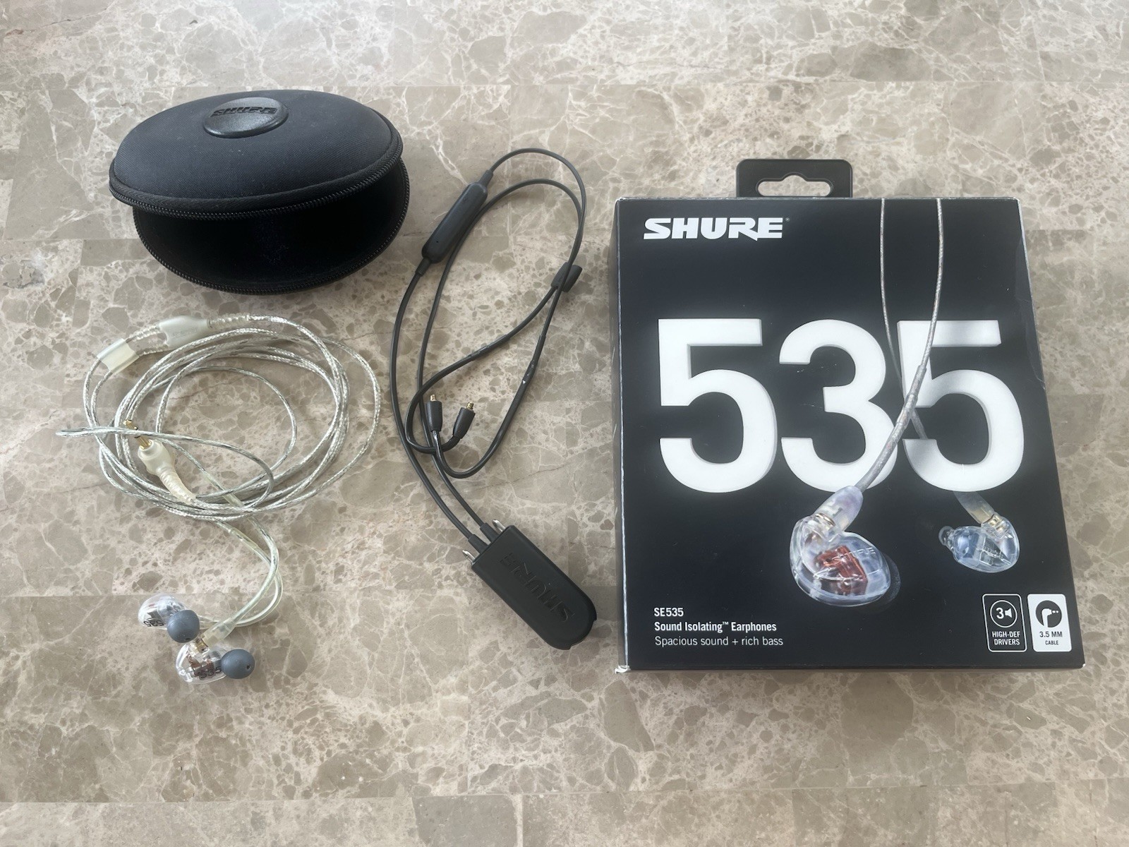 Shure SE535 PRO Professional Sound Isolating Earphones & RMCE-BT2 Bluetooth 5.0