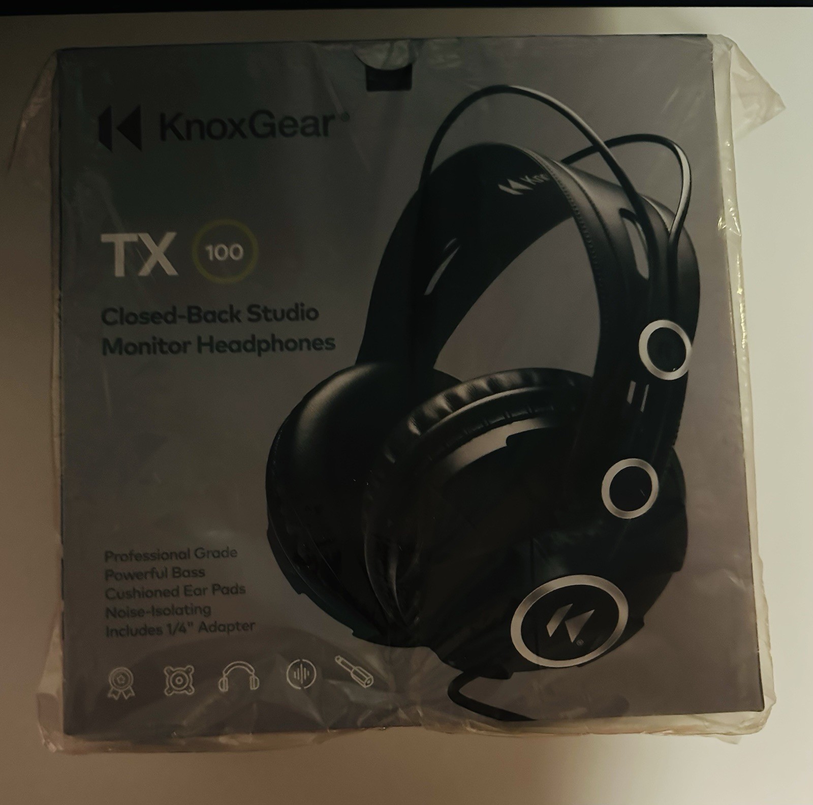 New Set Knox Gear Desktop Microphone Stand, Pop Filter, And Blue Yeti Microphone