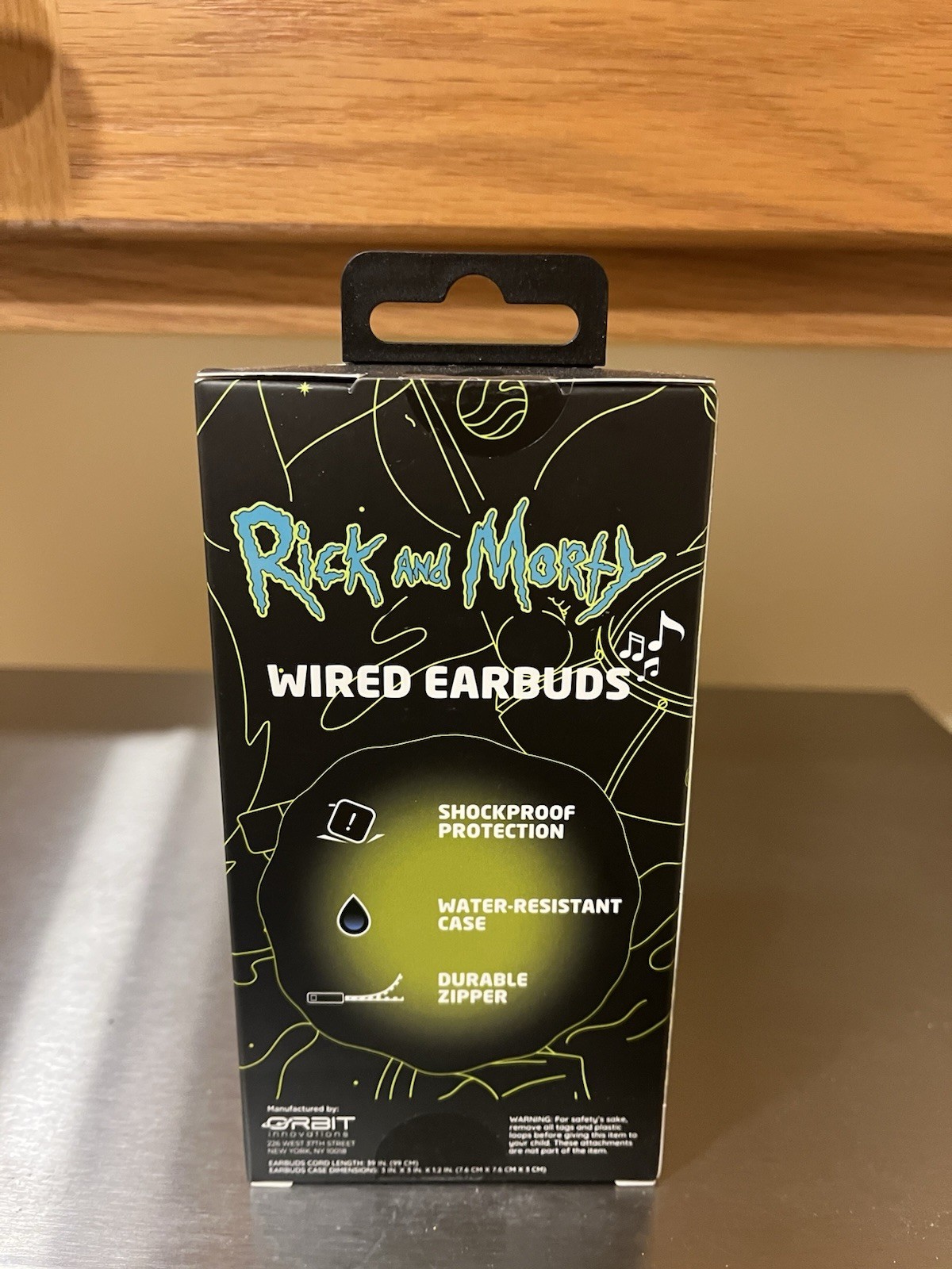 Rick & Morty Wired Ear Buds with 3 by 3 Inch Cool Zipper Case