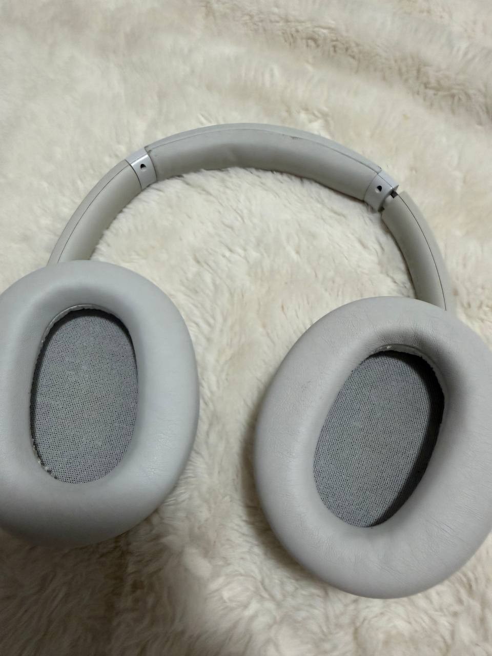 Sony WH-CH720N Wireless Over-Ear Headphones – White
