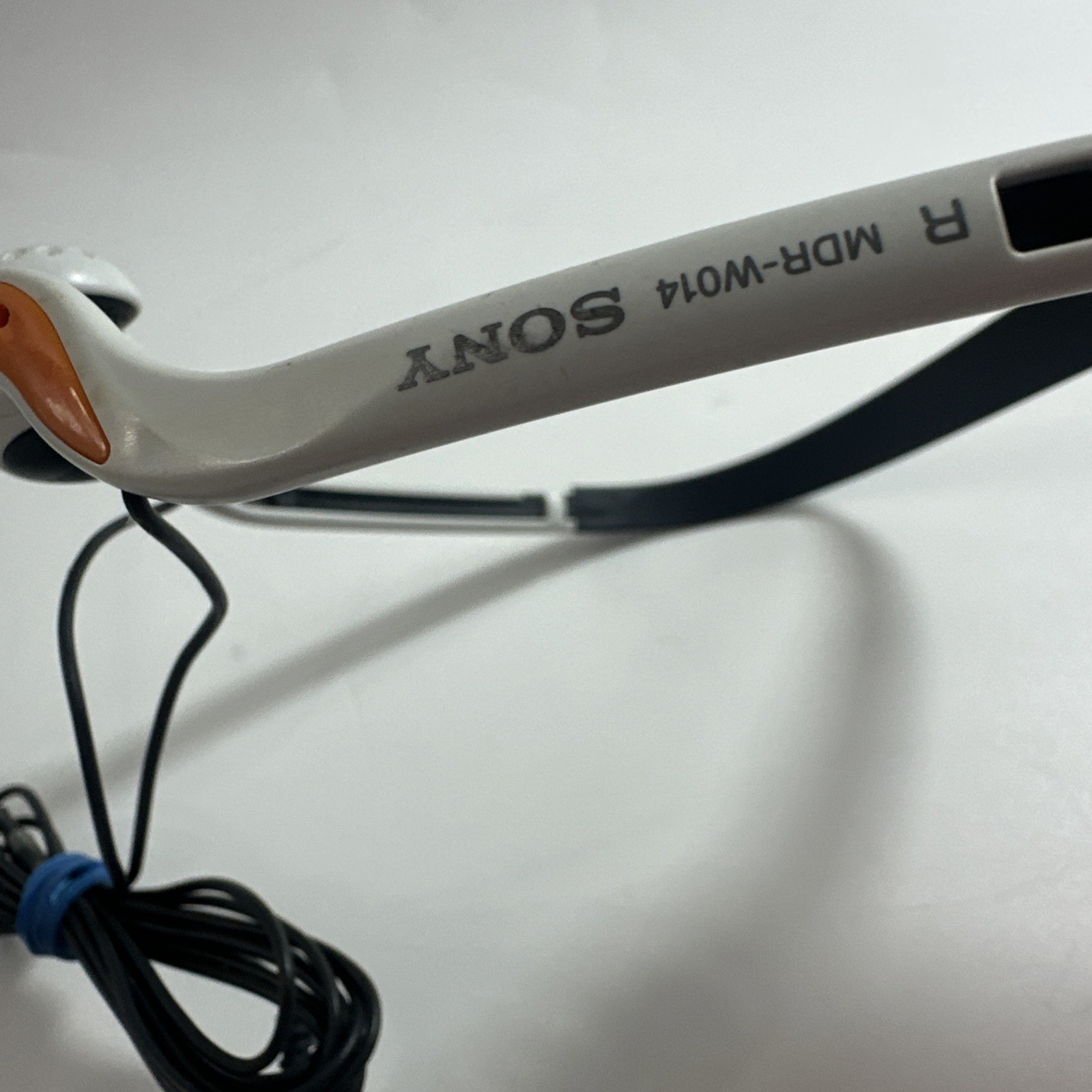 Sony MDR W014 Sports Walkman White Orange In Ear Headphones