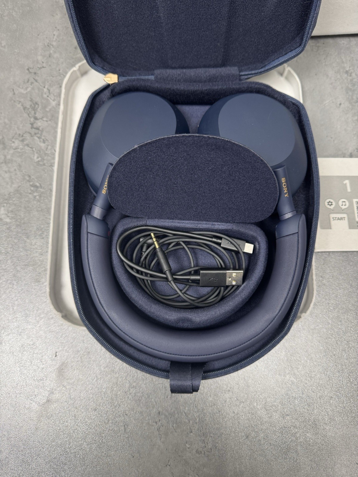 Sony WH-1000XM5/L Wireless Industry Leading Noise Canceling Headphones – Blue