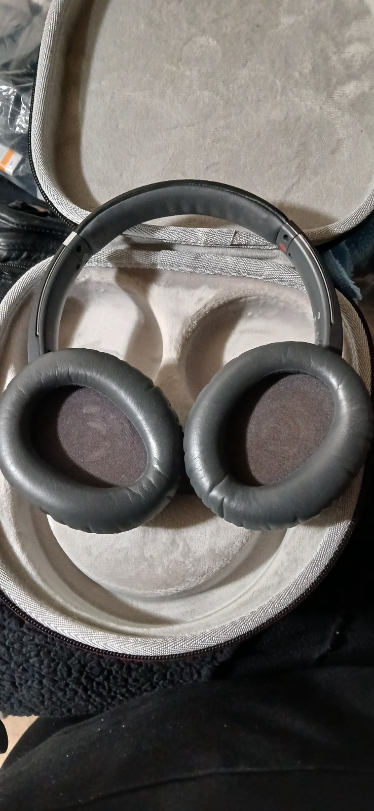 Sony WH-CH700N Wireless Bluetooth NC Noise Canceling Headphones with Carry Case