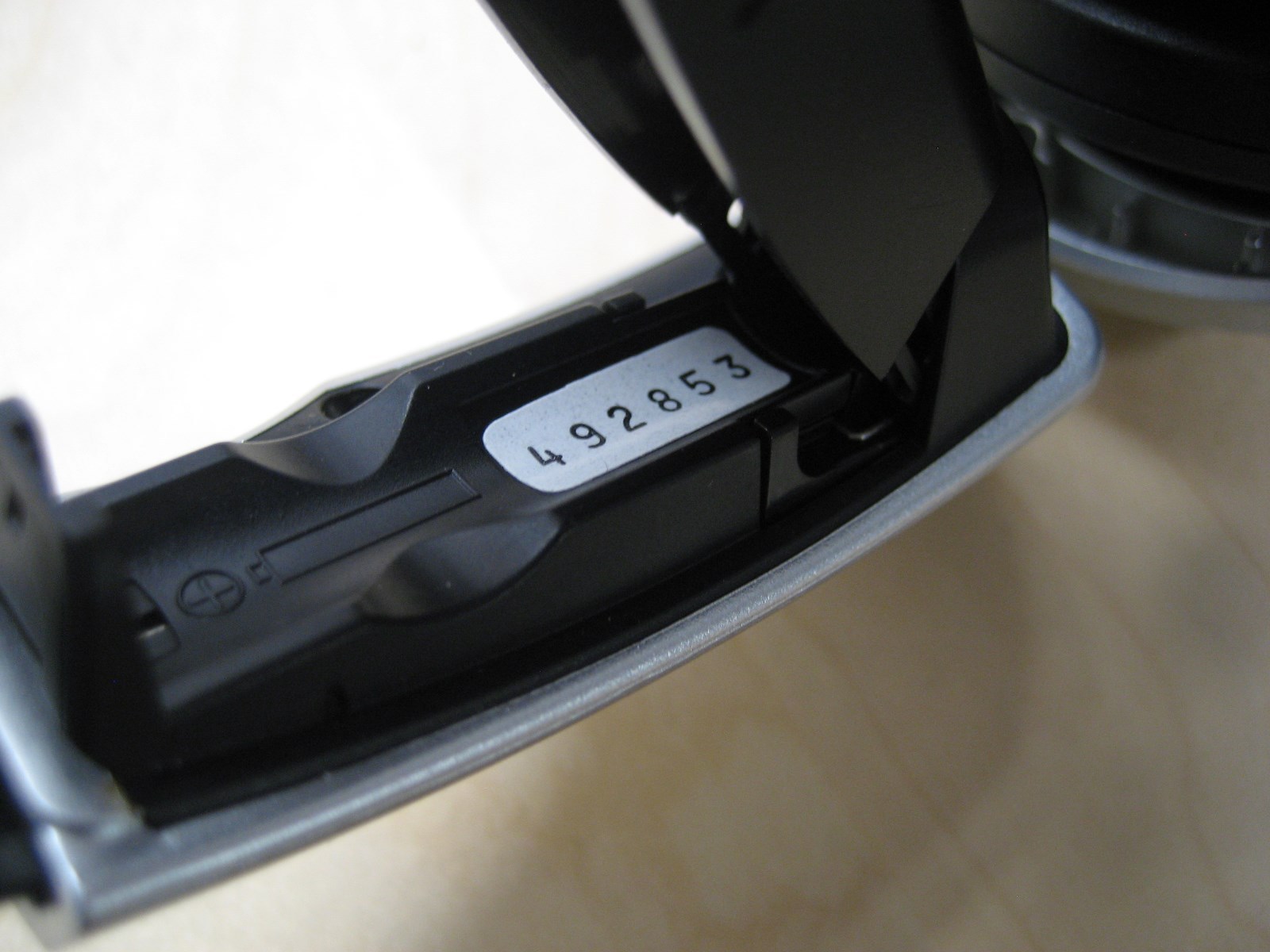 Sony MDR-NC6 Noise Canceling Headphones