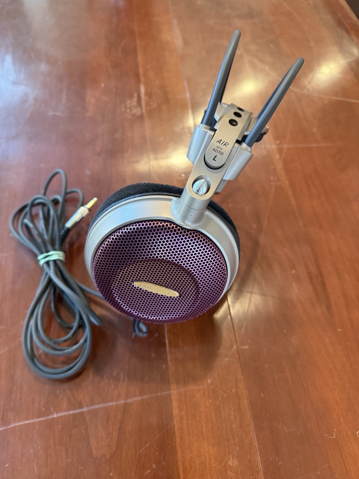 Audio-Technica ATH-AD700 Air Dynamic Open-Back Headphones – Purple – Excellent