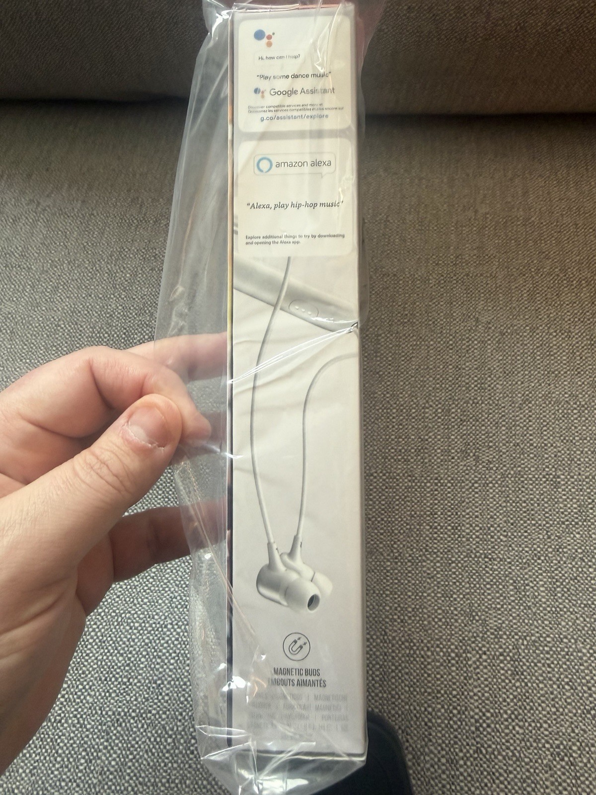 JBL Live 220BT Wireless Bluetooth In-Ear Neckband Headphones With Alexa NEW