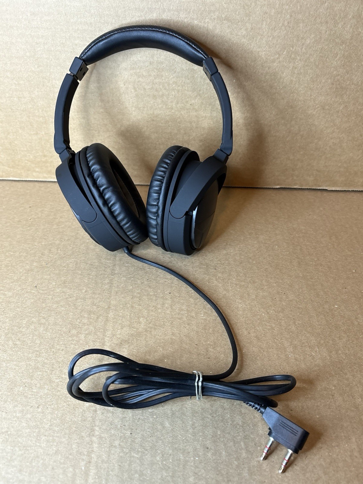 Delta Airlines First Class Premium Head Phones Pre-owned 044208423, On the Ear