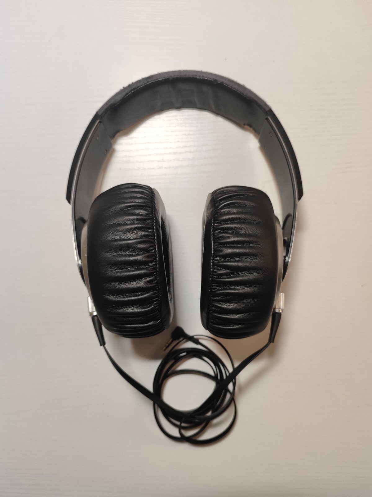 Sony MDR-XB700 Extra Bass Headphones In Good Condition With New Ear Pads