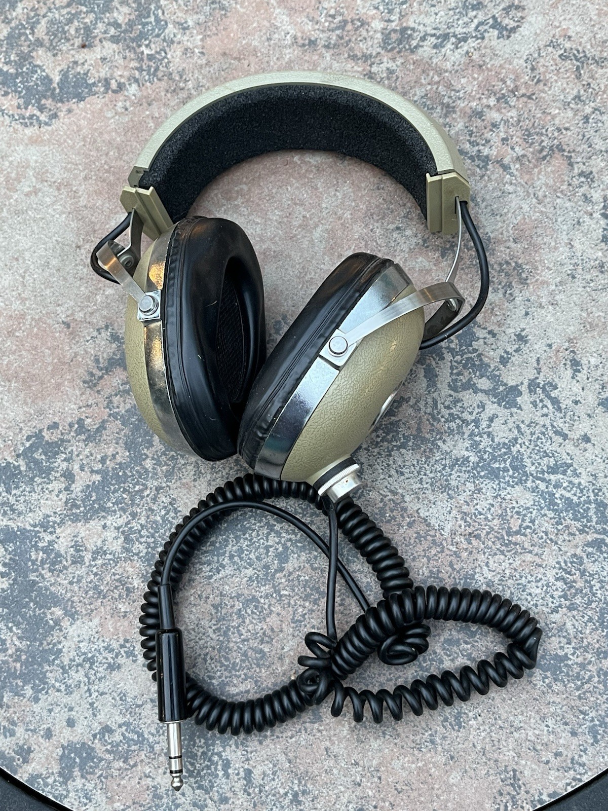 Koss PRO4AA Headphones. PLEASE READ