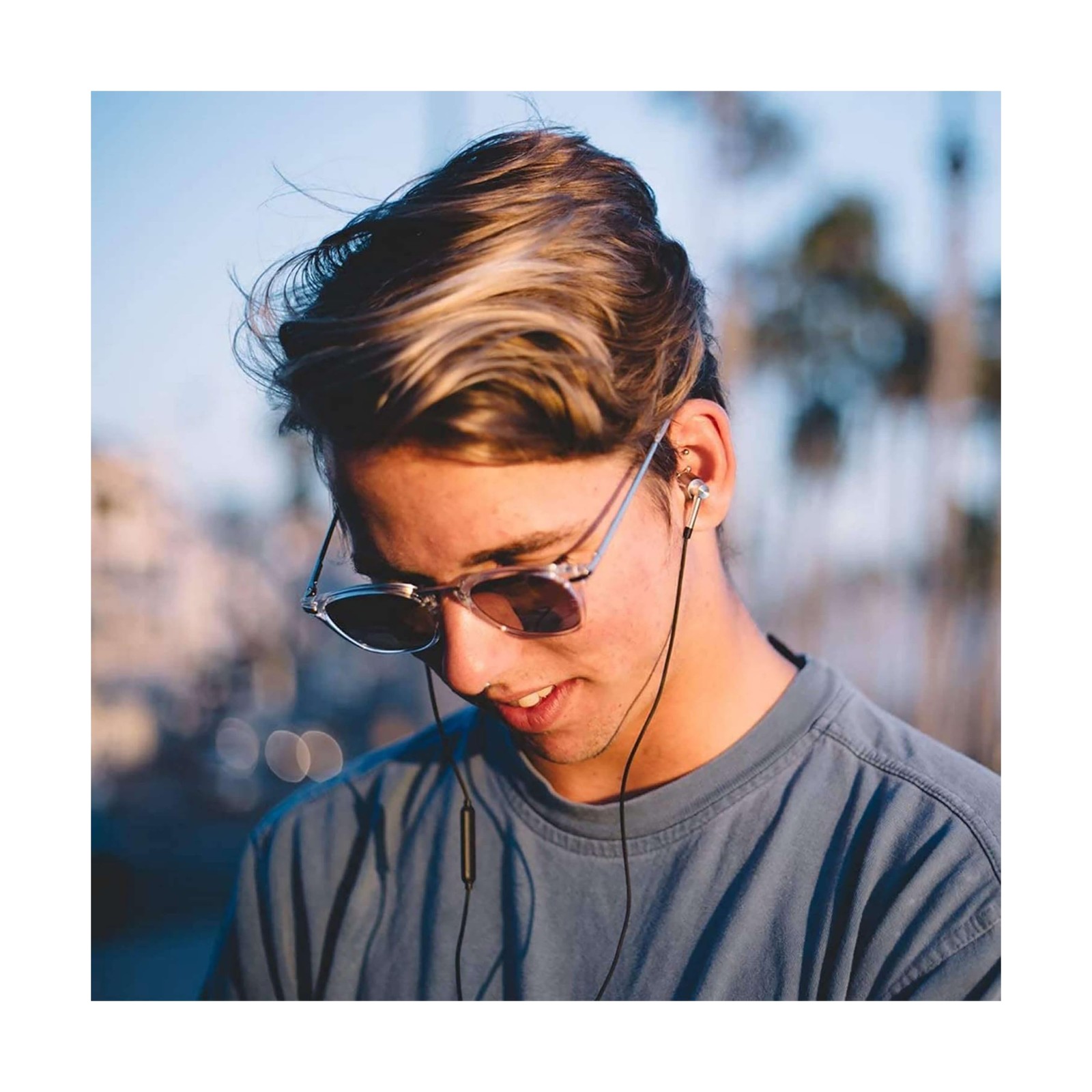 1MORE Triple Driver in-Ear Earphones Hi-Res Headphones with High Resolution, …