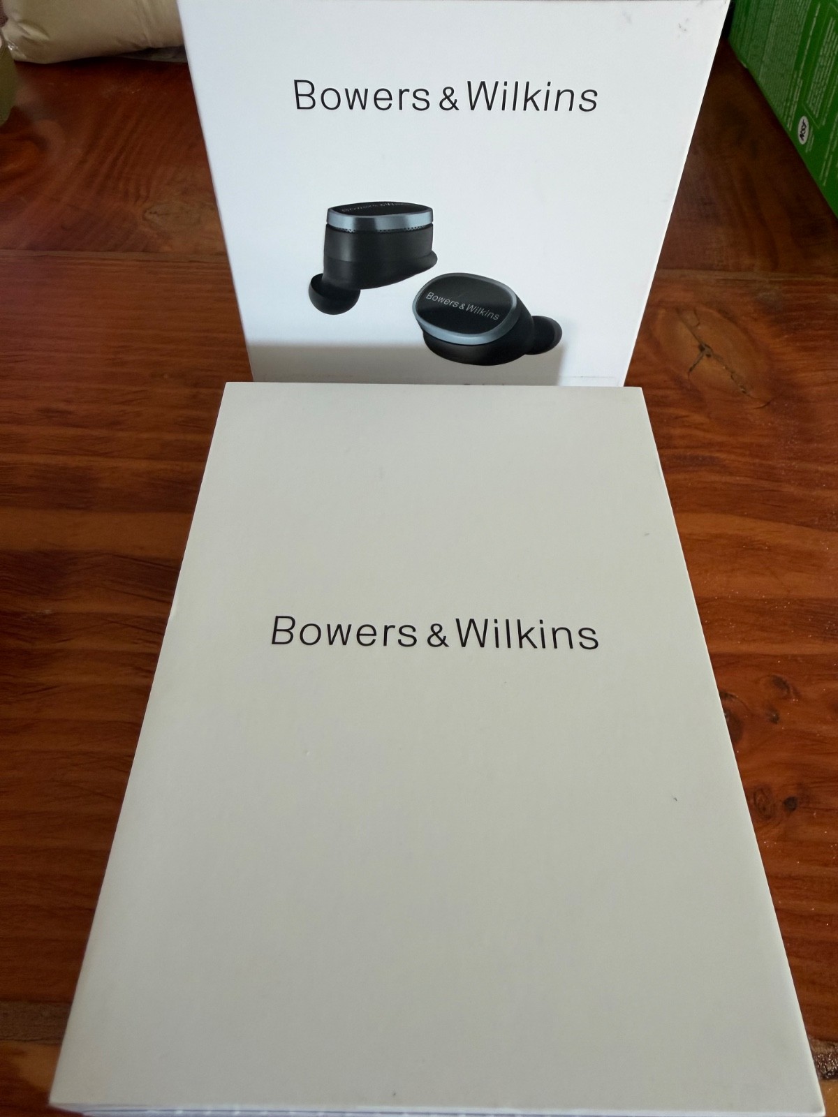 bowers & wilkins pi8 – perfect condition