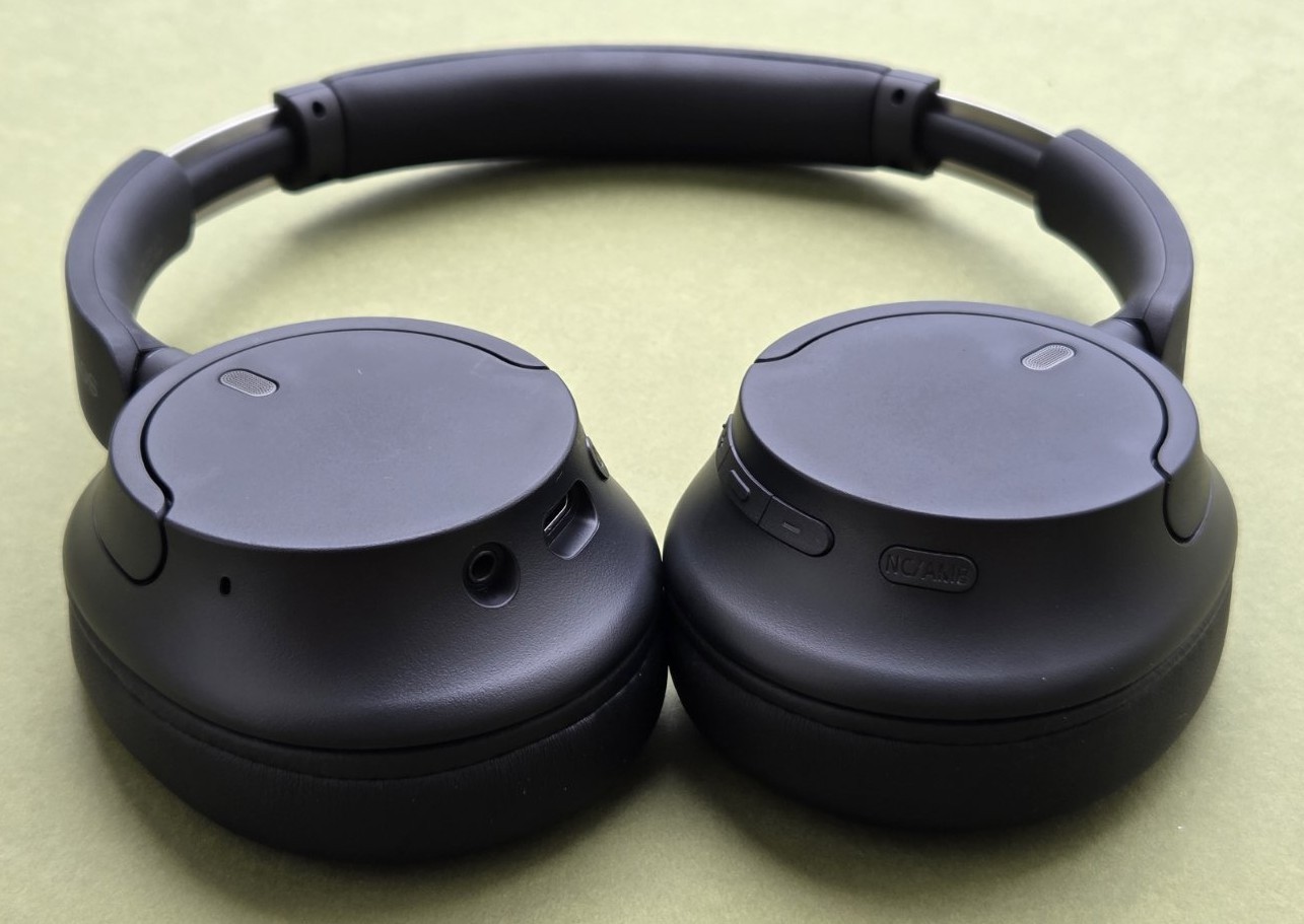 SONY WH-CH720N/B Noise Canceling Wireless Headphones / w Hard Case – BLACK #OB
