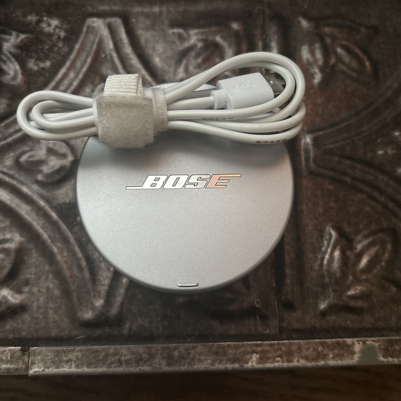 Bose Sleepbuds II – Charging Case + USB/Micro-USB Cable – Excellent Condition