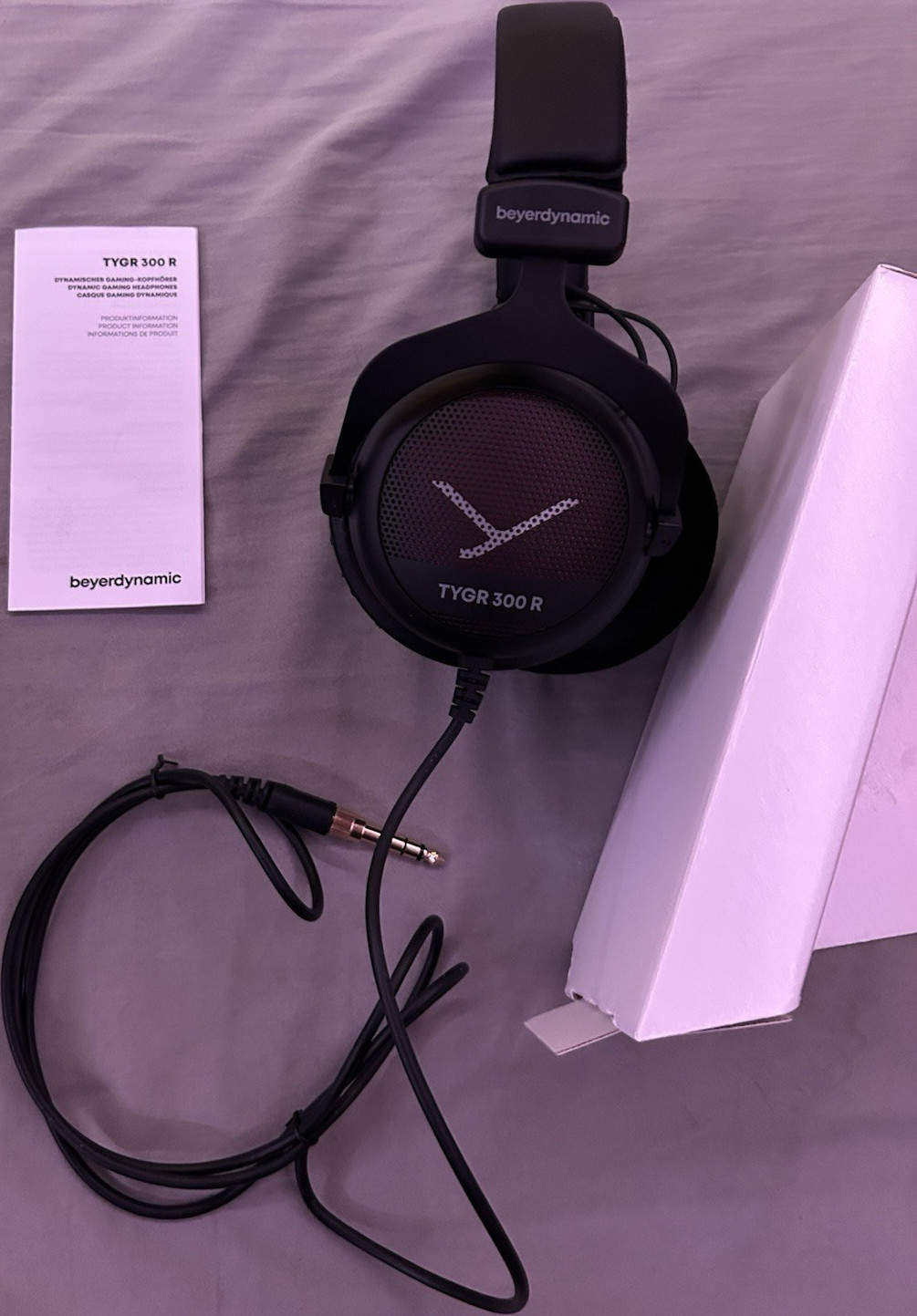 beyerdynamic TYGR 300 R Open-Back Gaming Headphones Black Over-Ear 6.35mm