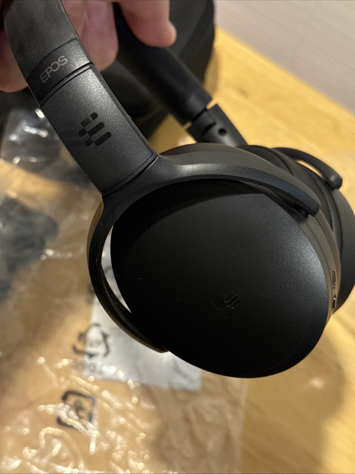 EPOS Adapt 360 Black – Dual-Sided, Dual-Connectivity, Wireless, Headset