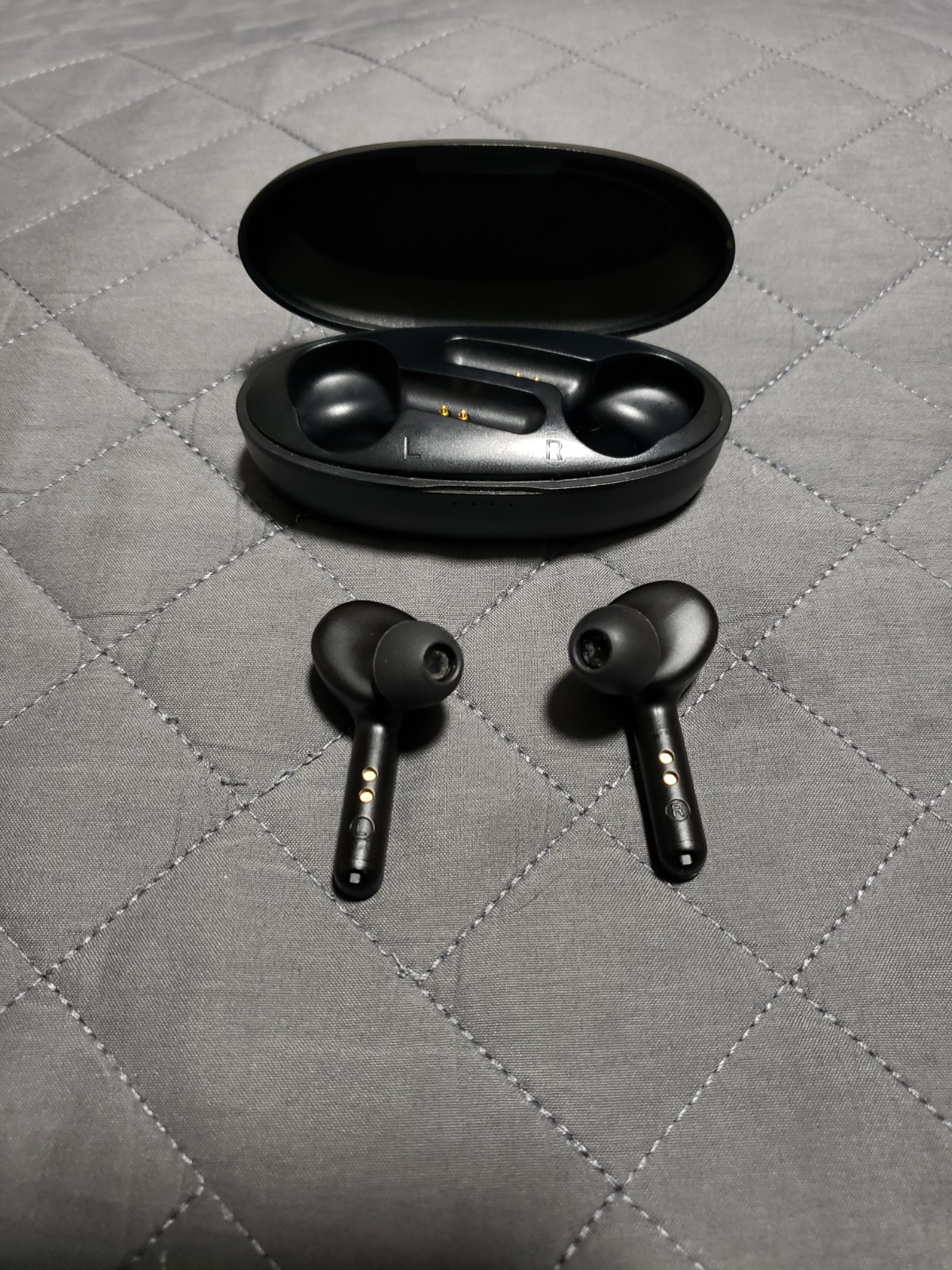 SoundPEATS TrueCapsule G0320 Wireless Bluetooth Earbuds w/ Charging Case