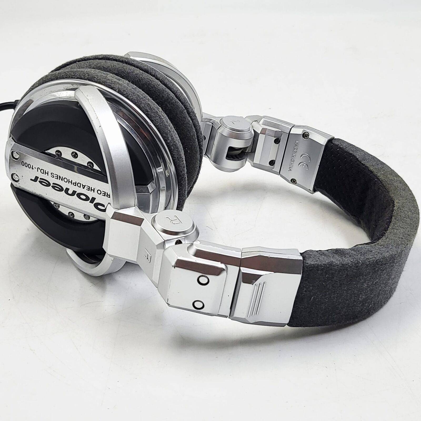Pioneer HDJ-1000 Professional DJ Headphones – Vintage Silver