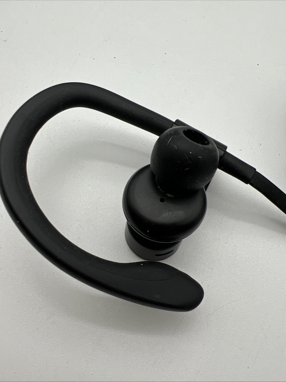 Beats by Dr. Dre Powerbeats3 In Ear Headphone – Black Need New Battery