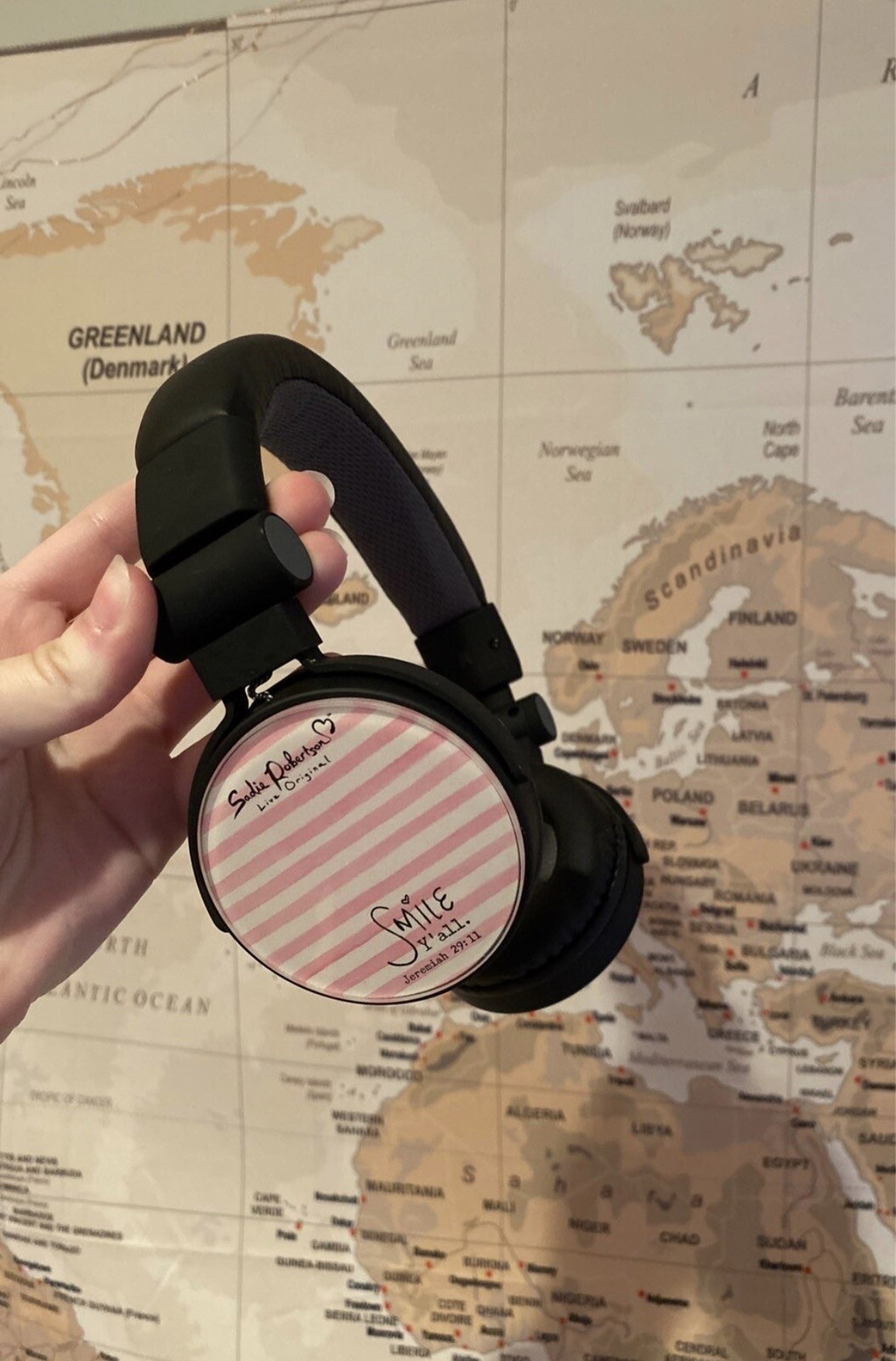 Sadie Robertson live original headphones