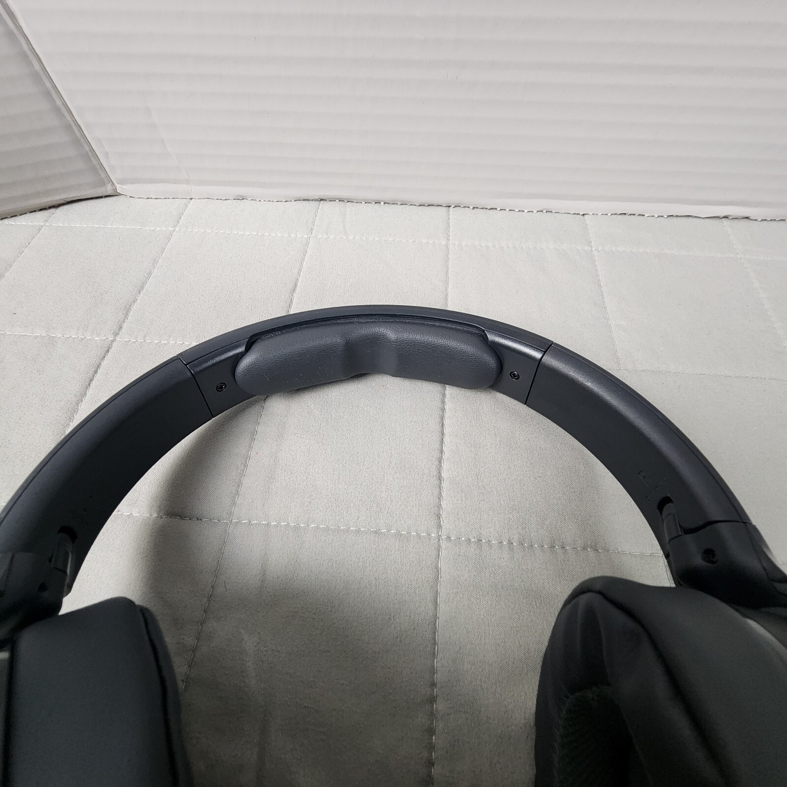 Skullcandy Hesh Evo Headphones Over-Ear Black Wireless Tile Built In Read*