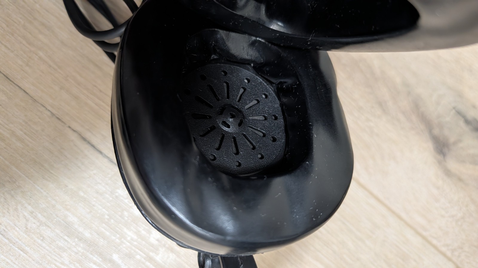 JSR -300 Stereo Headphones . JSR Electronics Inc