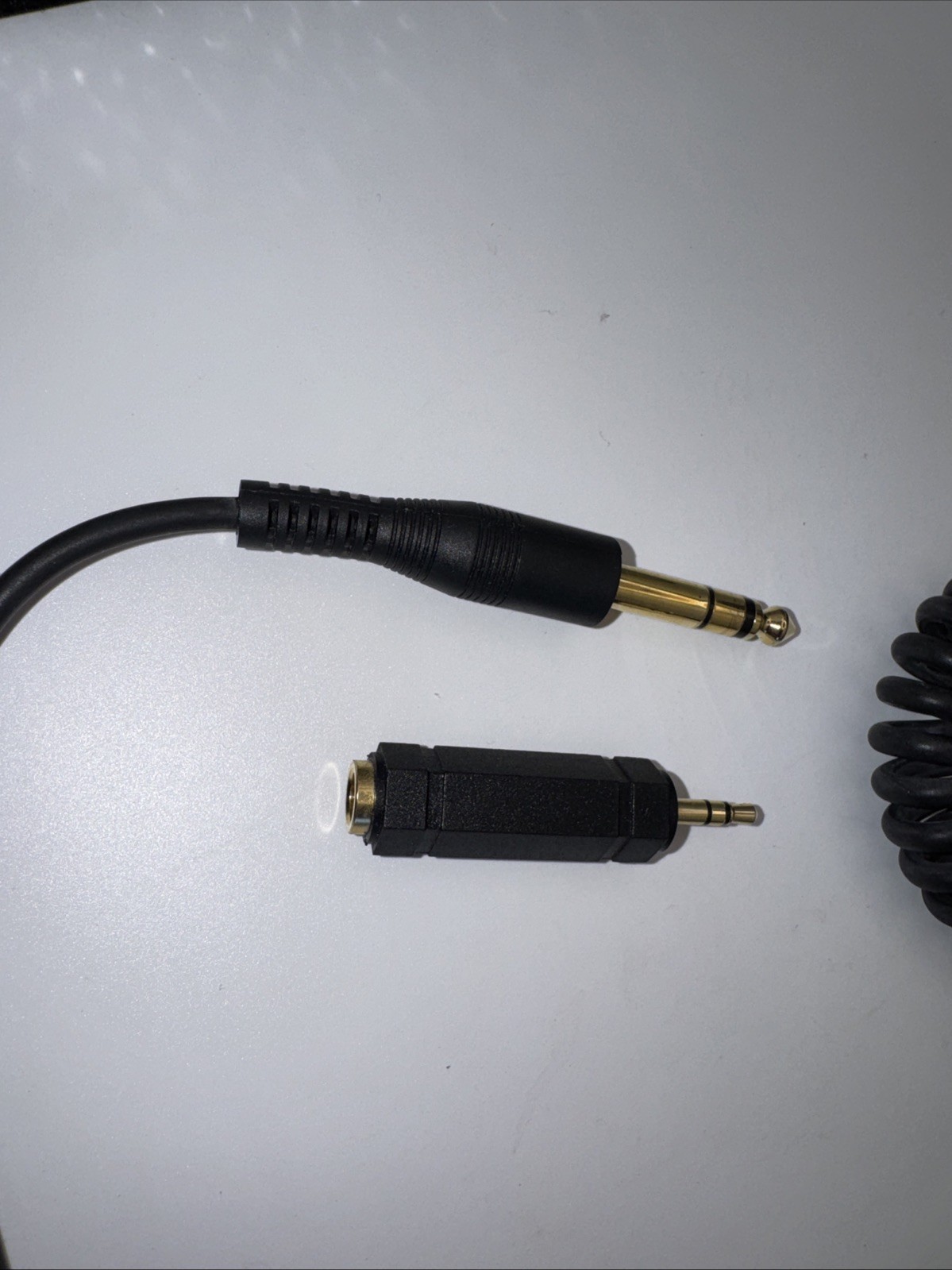 RadioShack Headphones Mens Black Wired Over Ear Coiled Cord Vintage