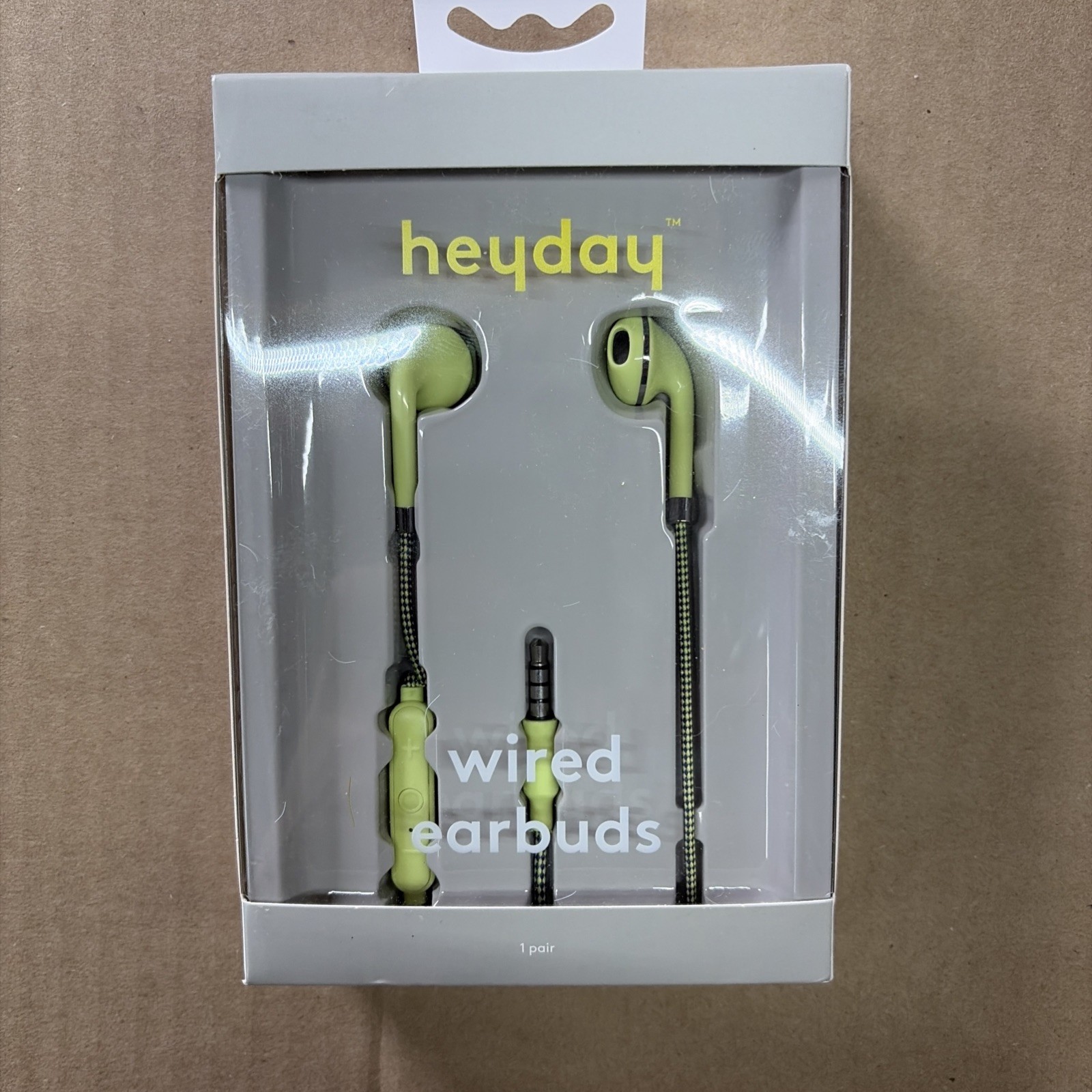 Heyday Wired Earbuds w/ Microphone 3.5mm Aux Jack Headphones PASTEL LIME (NEW)