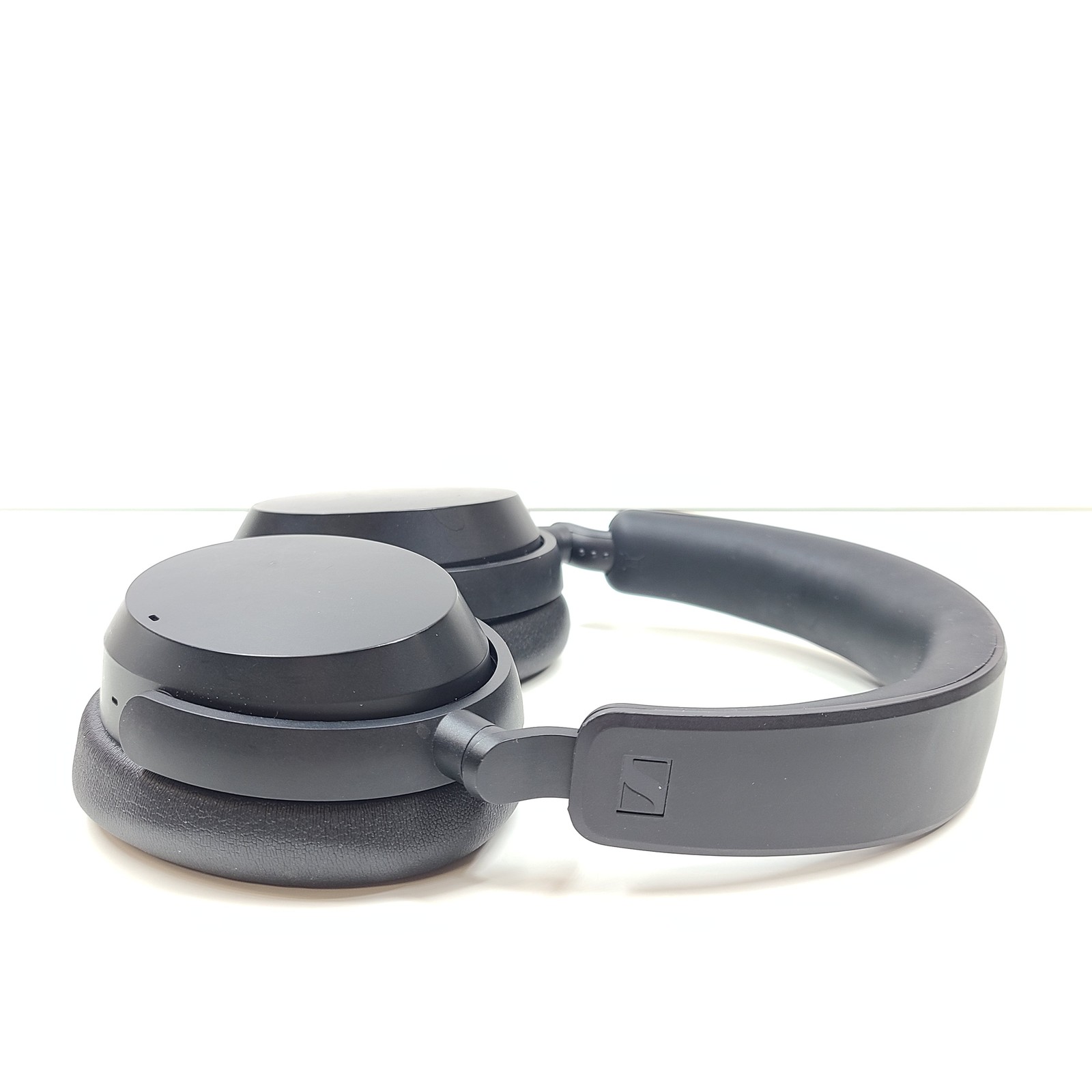 Sennheiser Accentum Wireless Bluetooth Headphones- Black Grade B