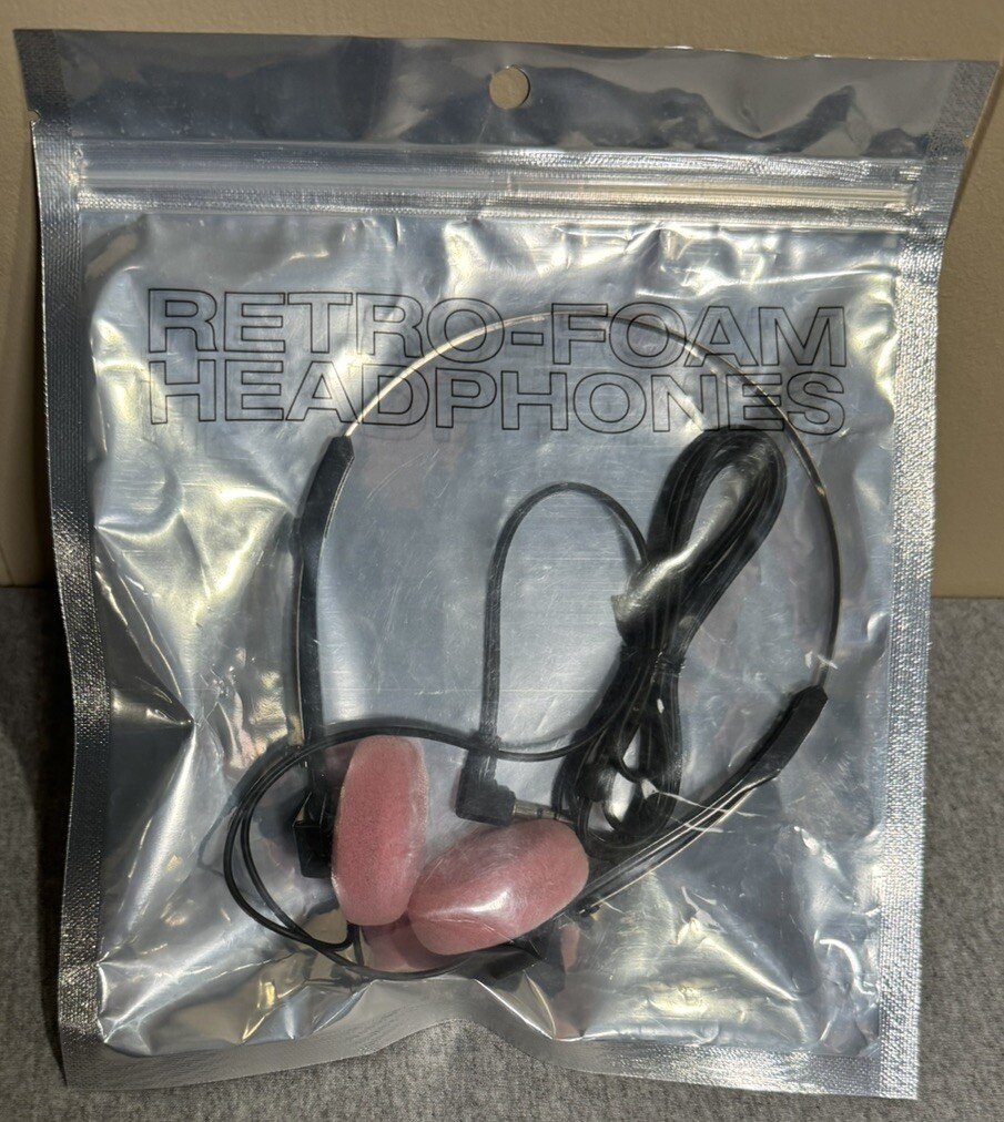 RETROSPEKT Retro Foam On-Ear Headphones 3 Pair Orange Green Pink NIP $75