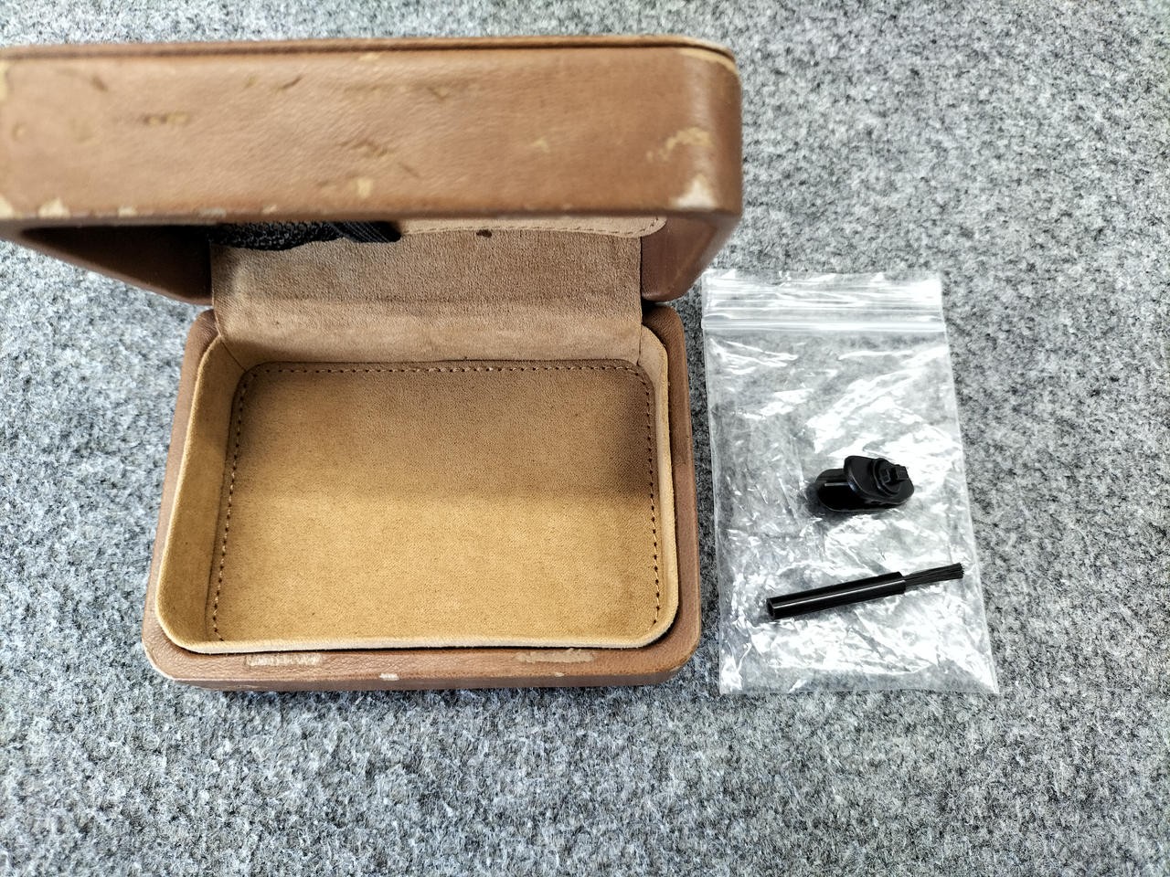CAYIN YB04 4BA IEMs Knowles/Sonion CNC Aluminum 2pin Recableable Used