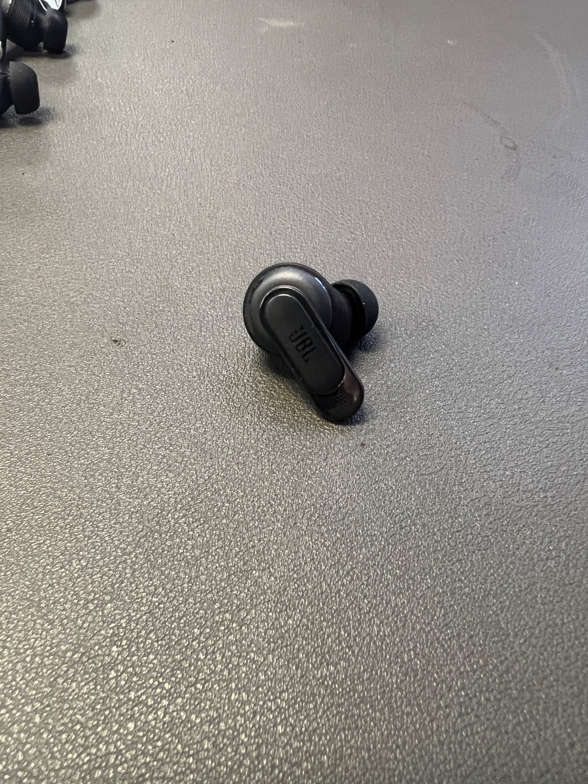 JBL TOUR PRO 2 REPLACEMENT RIGHT EARBUD-