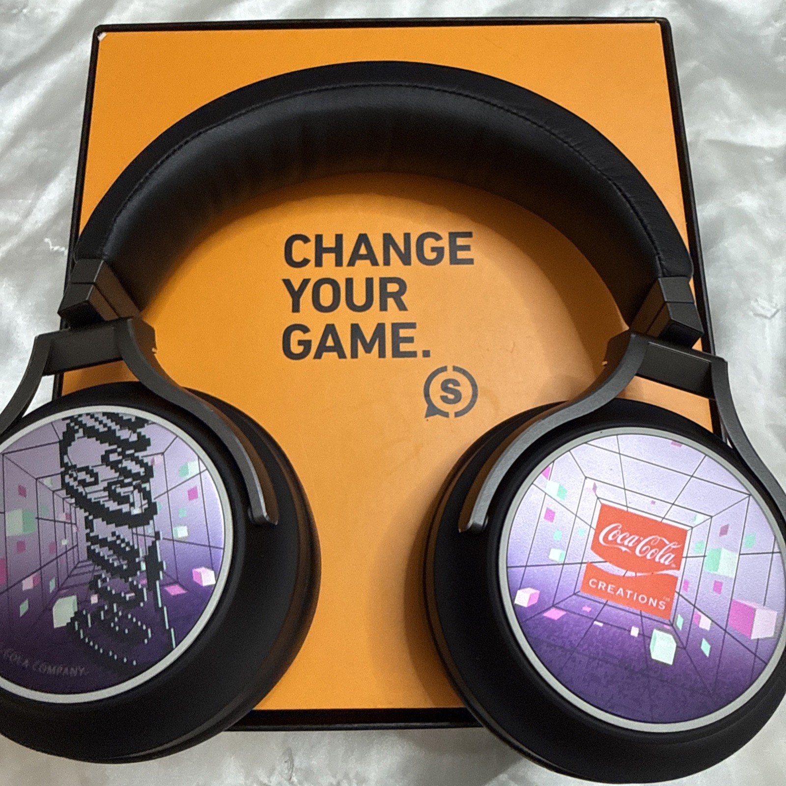 SCUF x Coca-Cola Creations Limited Edition Wired Gaming Headset Box & Mic