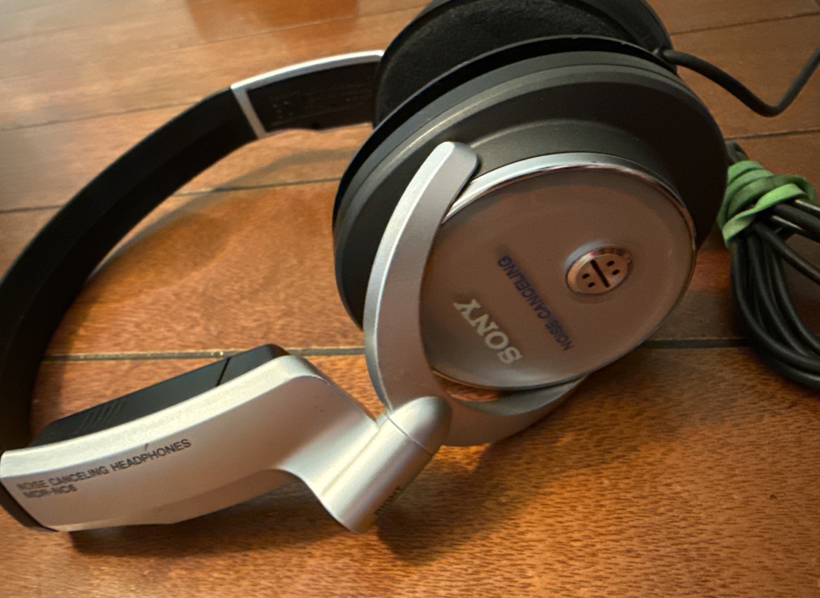 Sony MDR-NC6 Headband Headphones – Silver
