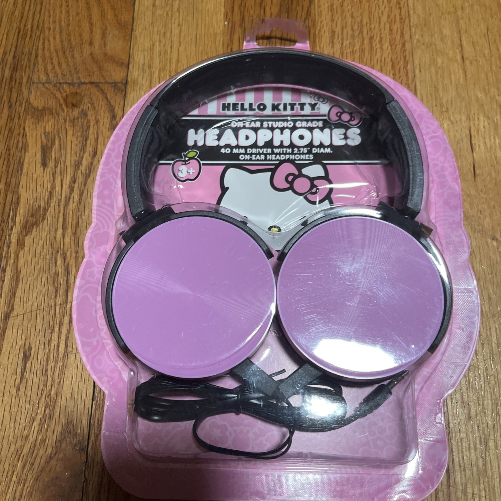 Hello Kitty On-Ear Stereo Headphones Pink Black Wired Laptop Tablet Gaming