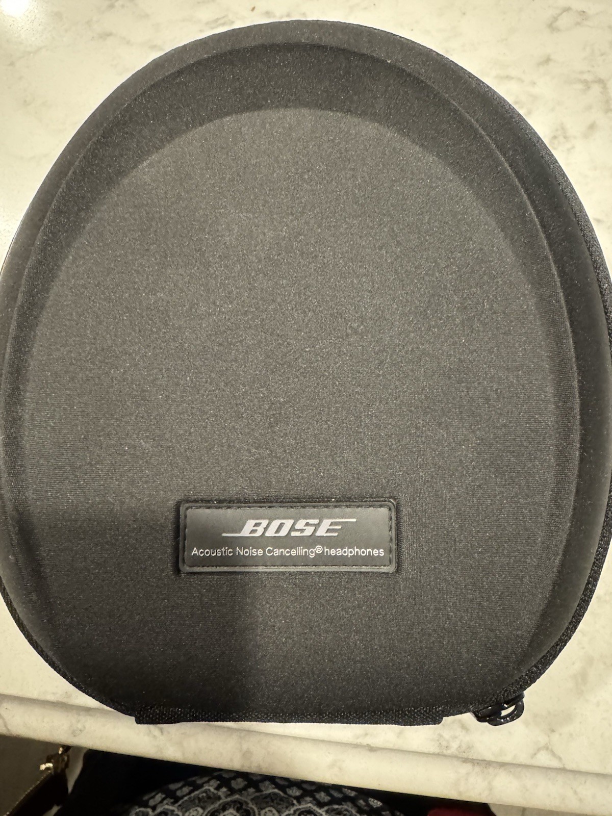 Bose QuietComfort 15 On The Ear Acoustic Noise Cancelling Headphones Case/Cords