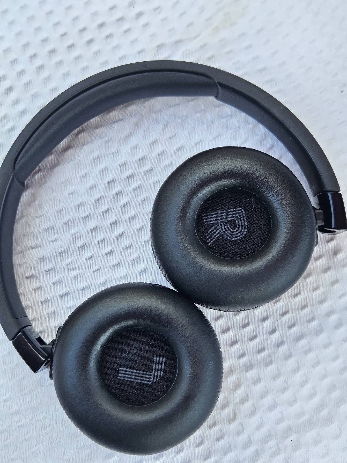 JBL Tune 670NC Wireless Over-Ear Headphones Bluetooth ANC Mic Noise Cancelling