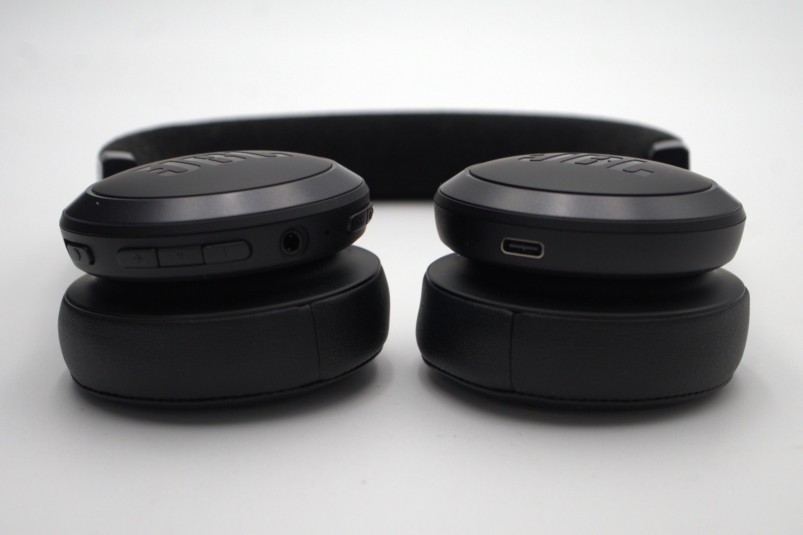 JBL Live 675NC Noise Cancelling Bluetooth On-Ear Wireless Headphones 1 yr wrnty