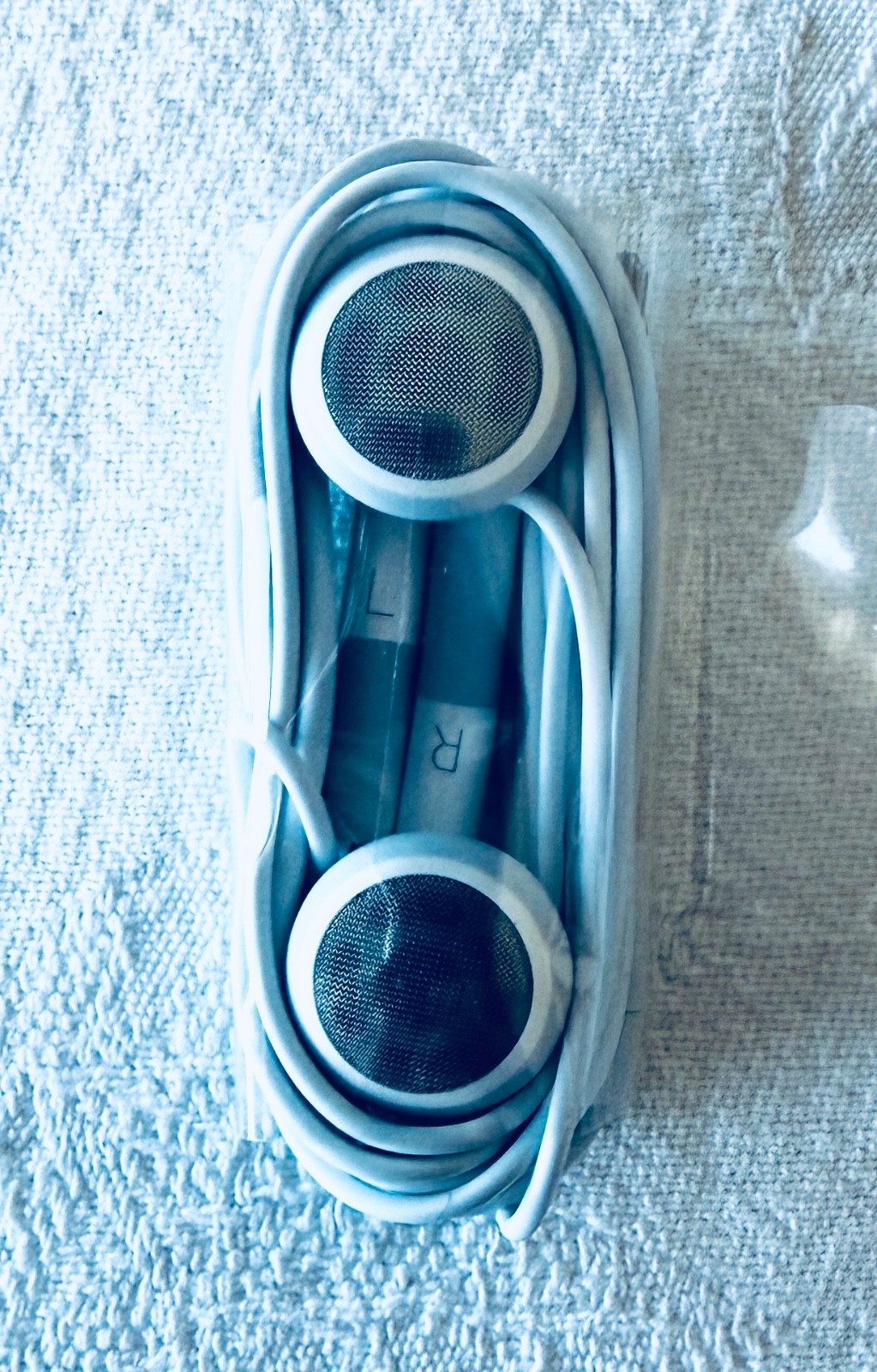NEW Genuine Apple Earpods iPod Touch 3.5mm Jack Headphones for audio (no MIC)