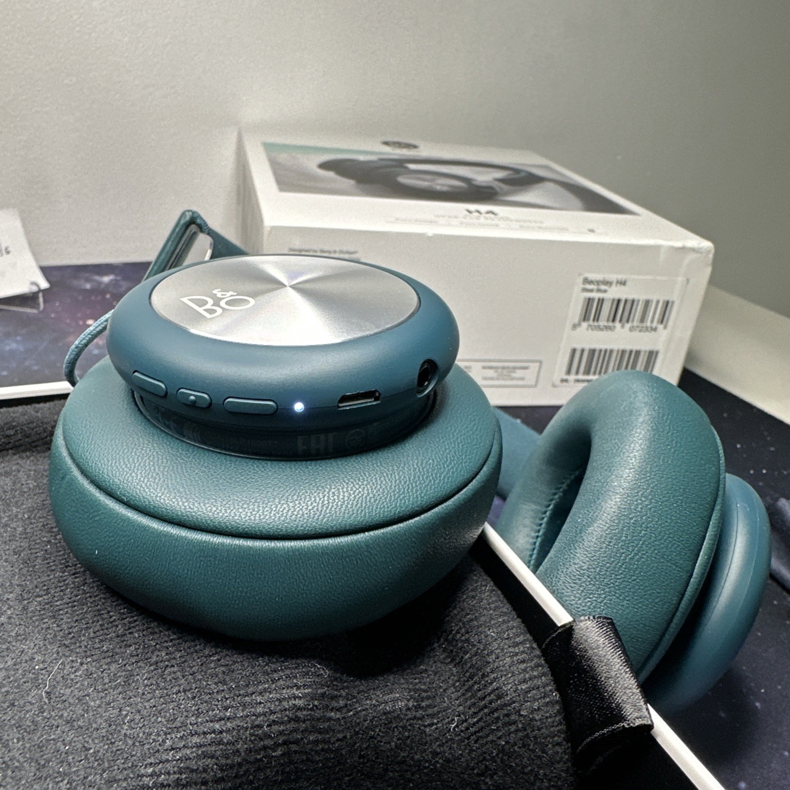Bang & Olufsen Beoplay H4 – Steel Blue – Bluetooth Headphones – Excellent