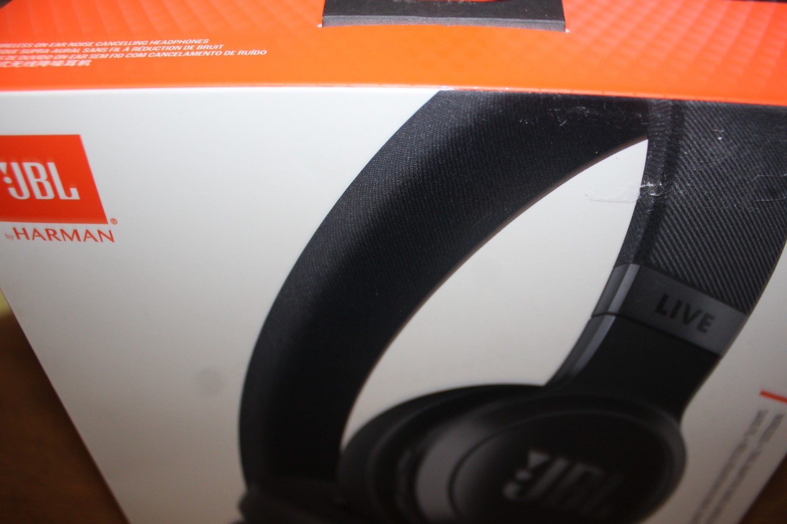 JBL Tune 670NC Bluetooth Headphones Adaptive Noise Cancelling Black AO4079233