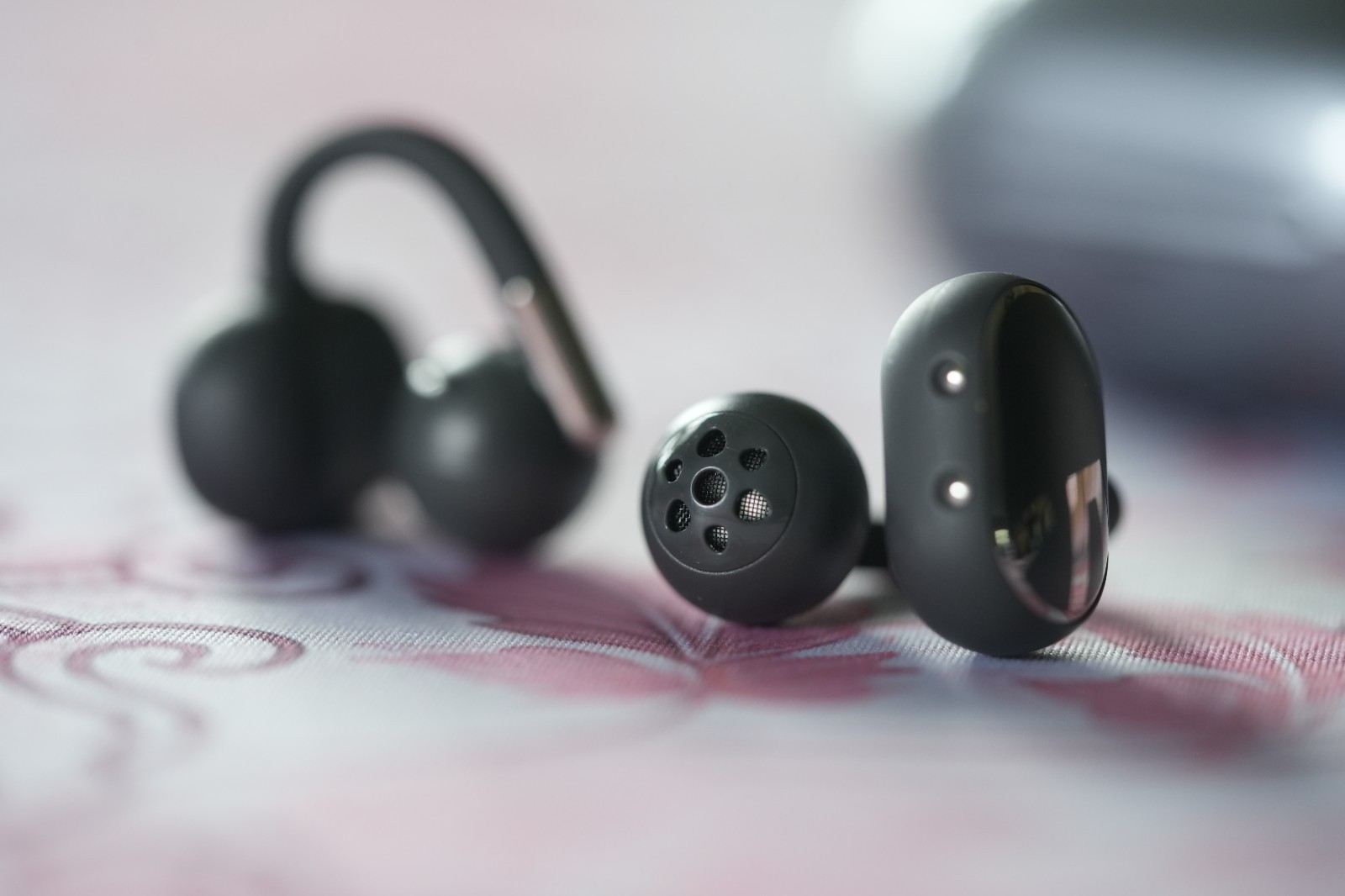 SoundPEATS Clip 1 Open Ear Earbuds 12mm Dolby Audio Comfortable & Secure Clip-on