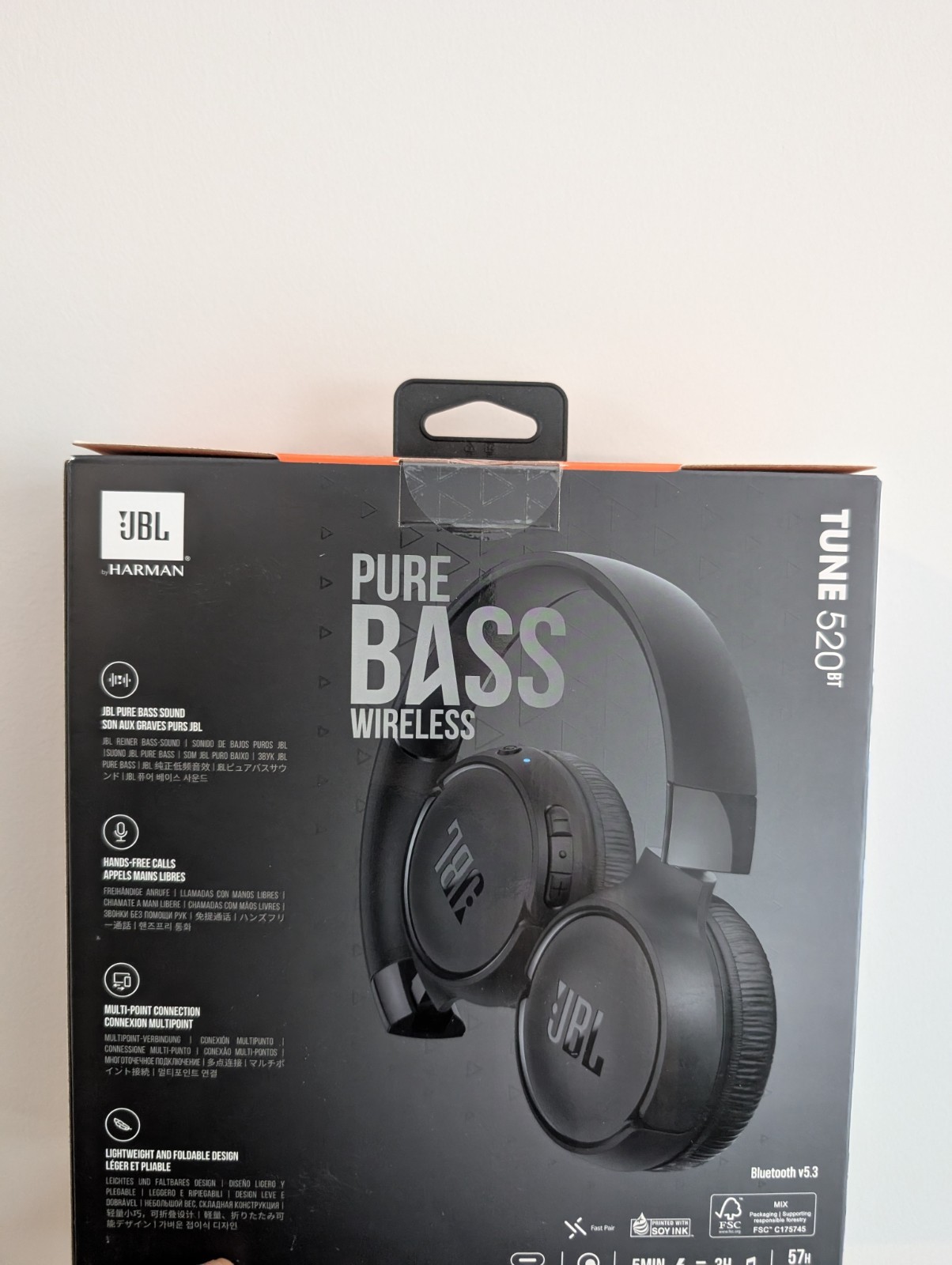 JBL Tune 520BT Bluetooth On-Ear Headphones Black – BRAND NEW