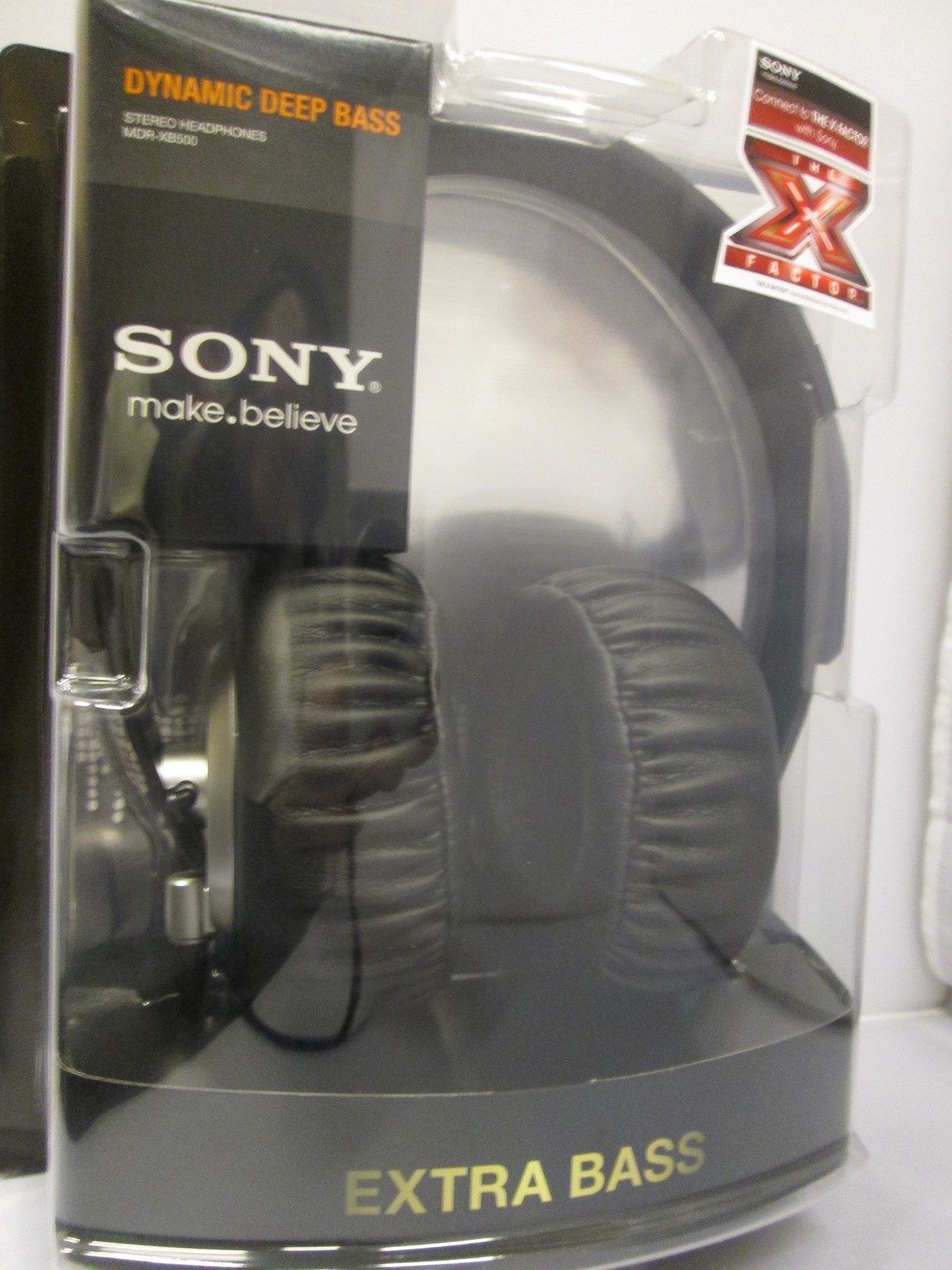 SONY MDRXB500 Headphones – 40mm Driver: MDR-XB500